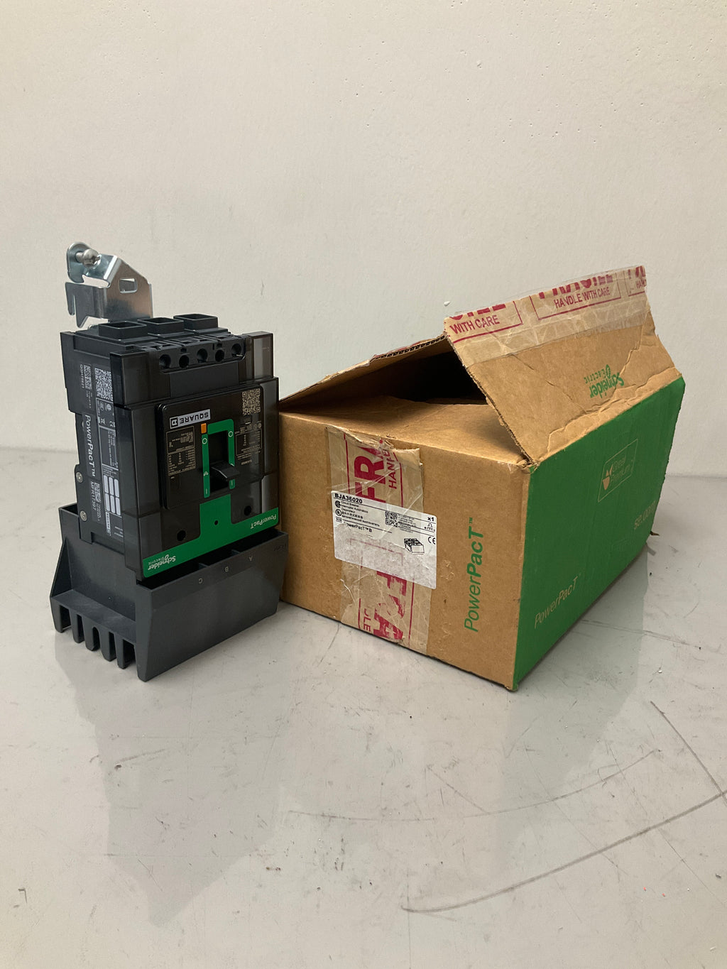 New Square D BJA36020 3 Pole, 20 Amps, 480 Volts Circuit Breaker