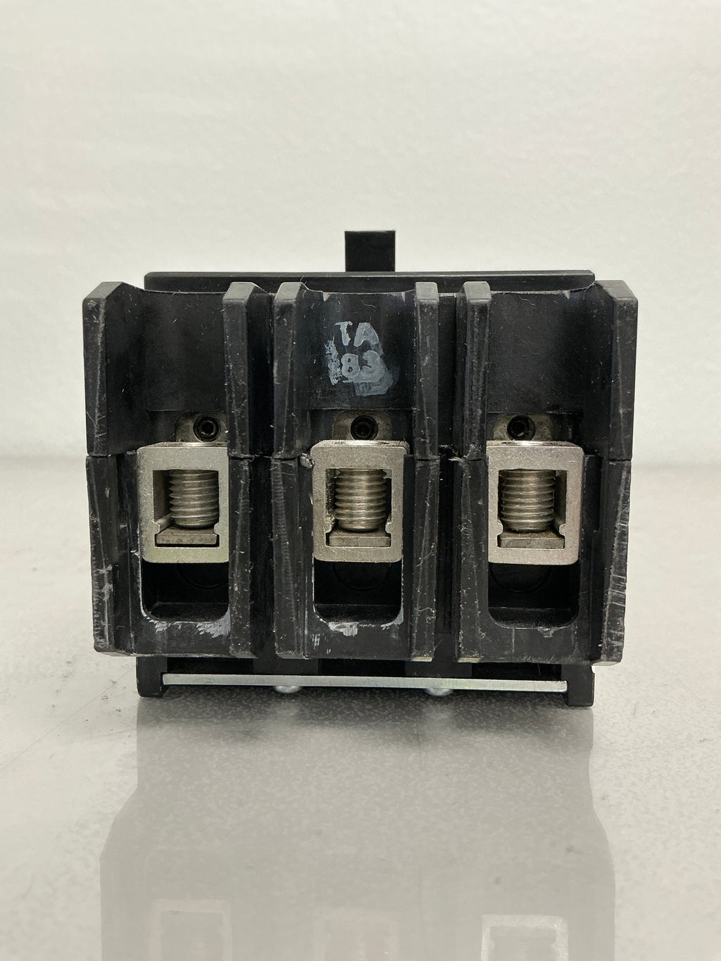 Used GHB3025 3 Pole, 25 Amps, 277/480 Volt