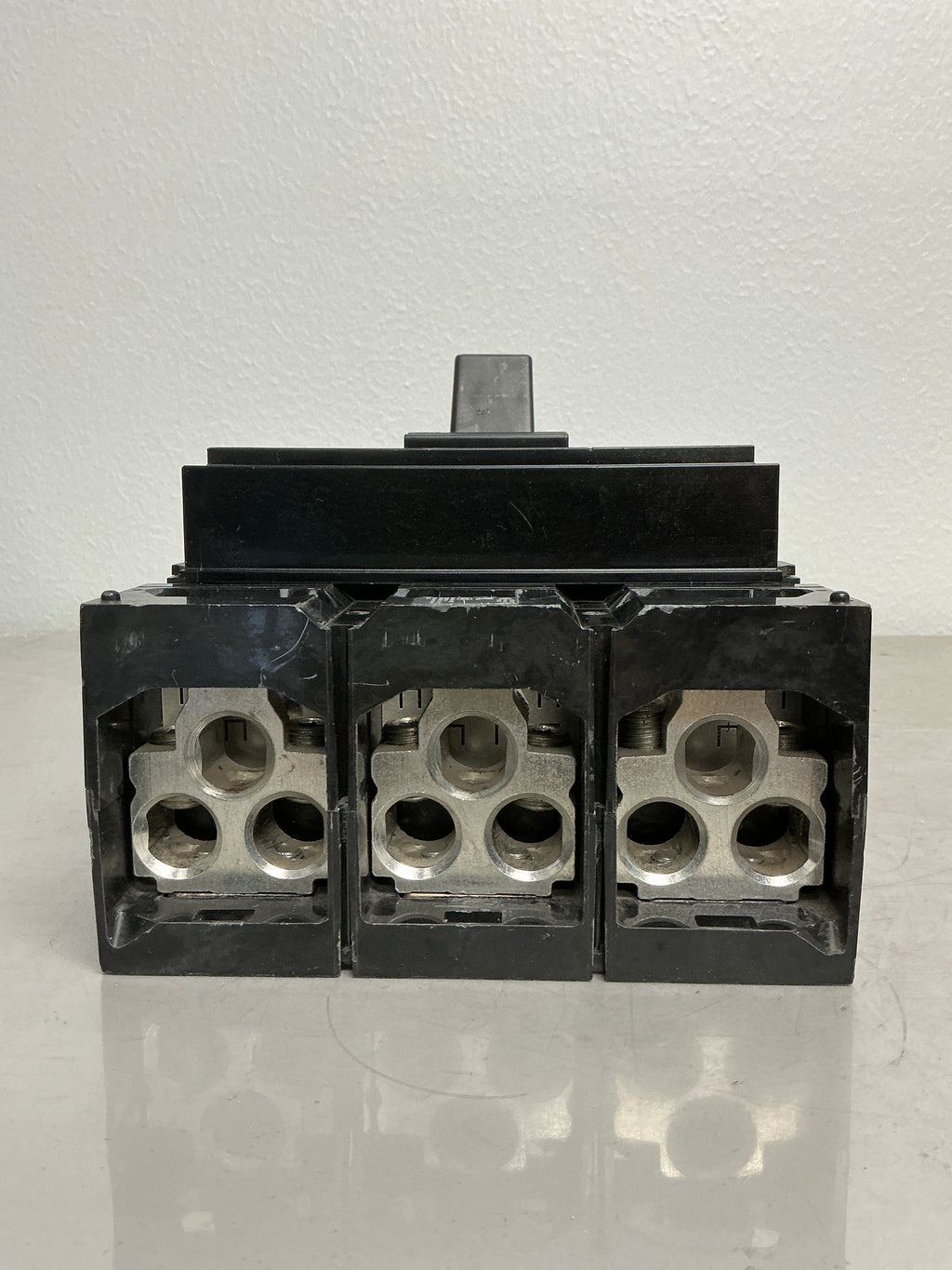 Used Square D MGM36600 Breaker 600 Amp 600 Volt 3 Pole