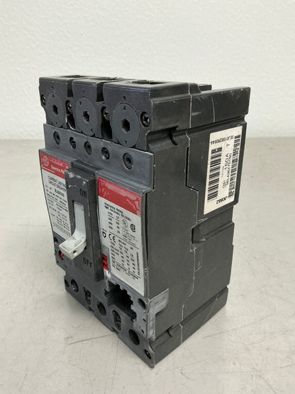 *CHIPPED* Used SELA36AT0150 3 Pole, 150 Amps, 600 Volts