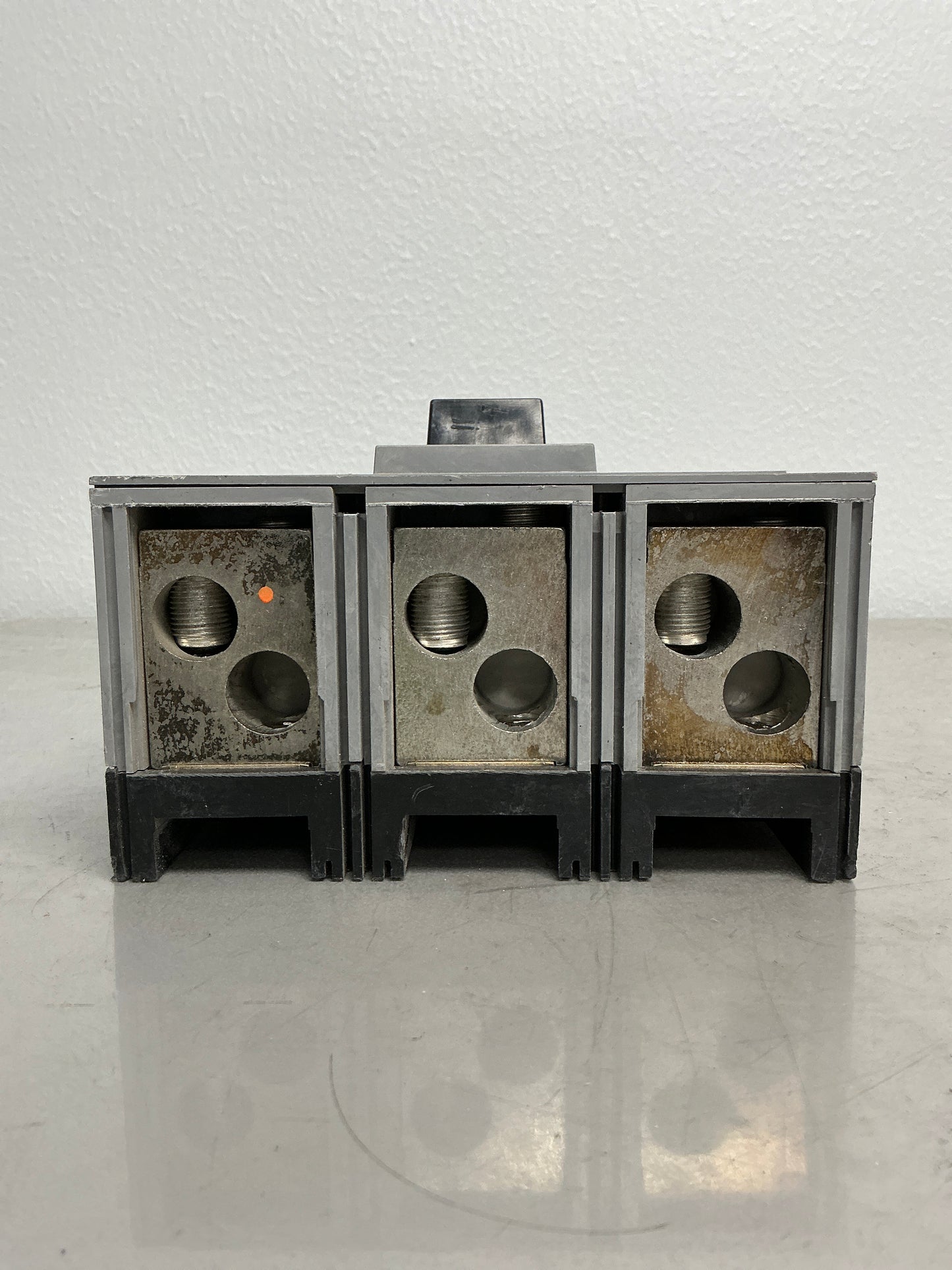 Used Siemens HJXD63B350 3 Pole, 350 Amps, 600 Volts