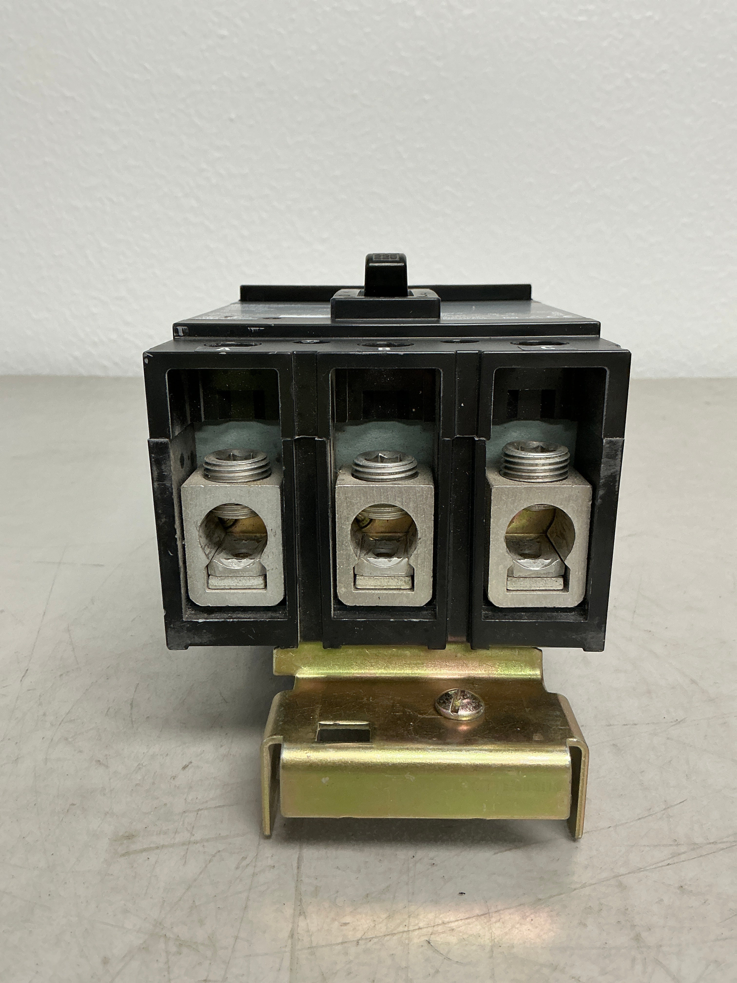 Used Square D QBA32225 3 Pole, 225 Amps, 600 Amps