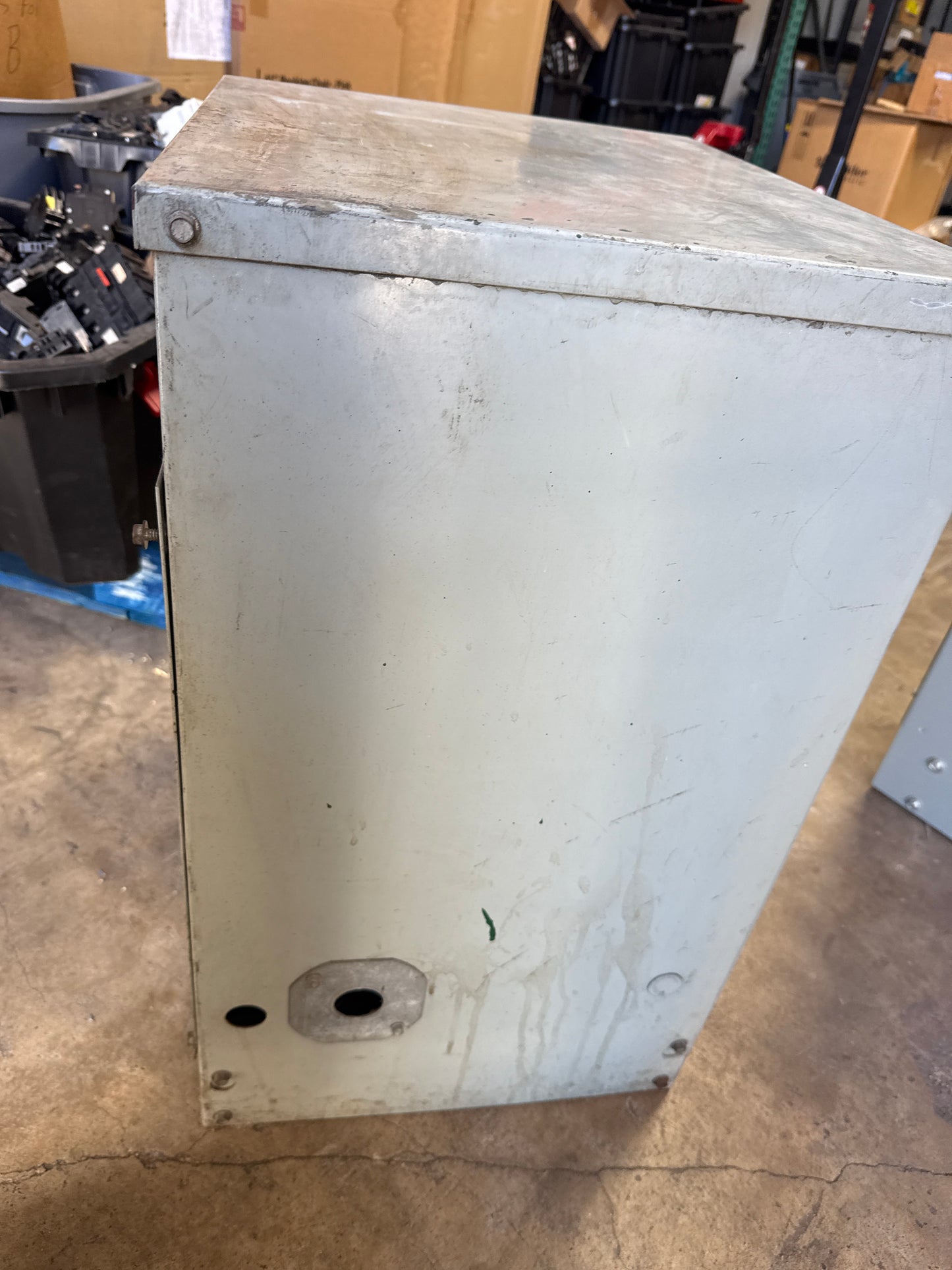 15 KVA Transformer, Primary 480, Seconday 208/120 Volts (item#t1)