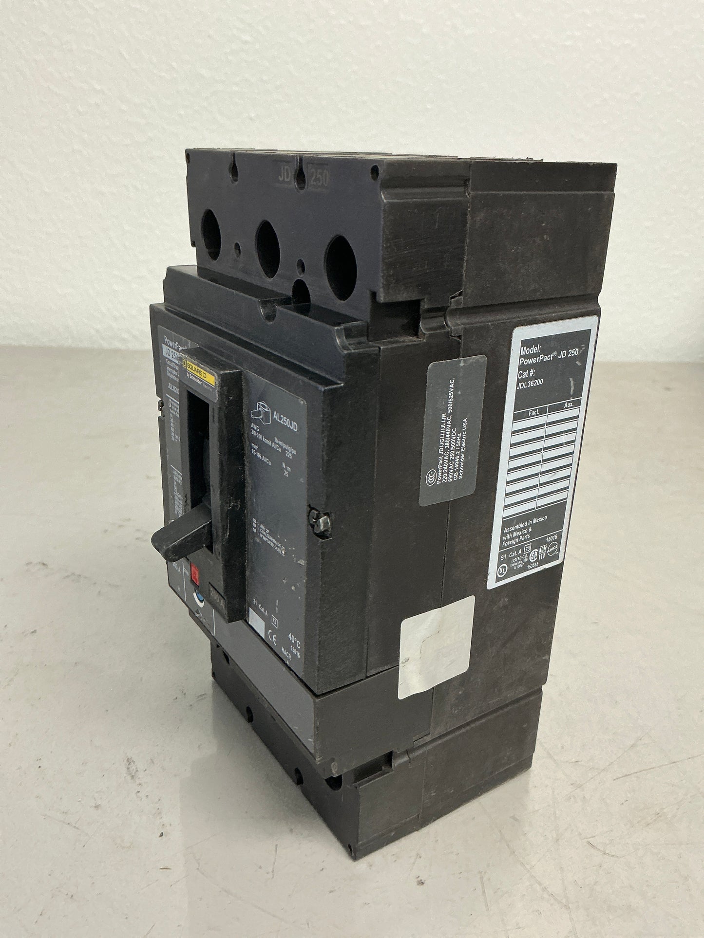 Used Square D JDL36200 3 Pole, 200 Amps, 600 Volts Circuit Breaker