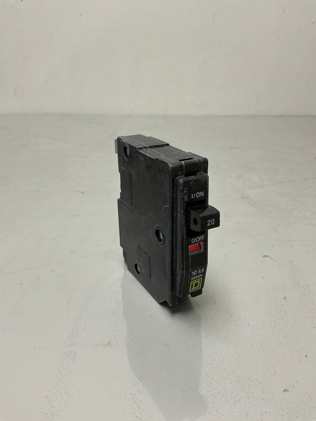 New Square D QO120 1 Pole, 20 Amps, 120/240 Volts, Circuit Breaker