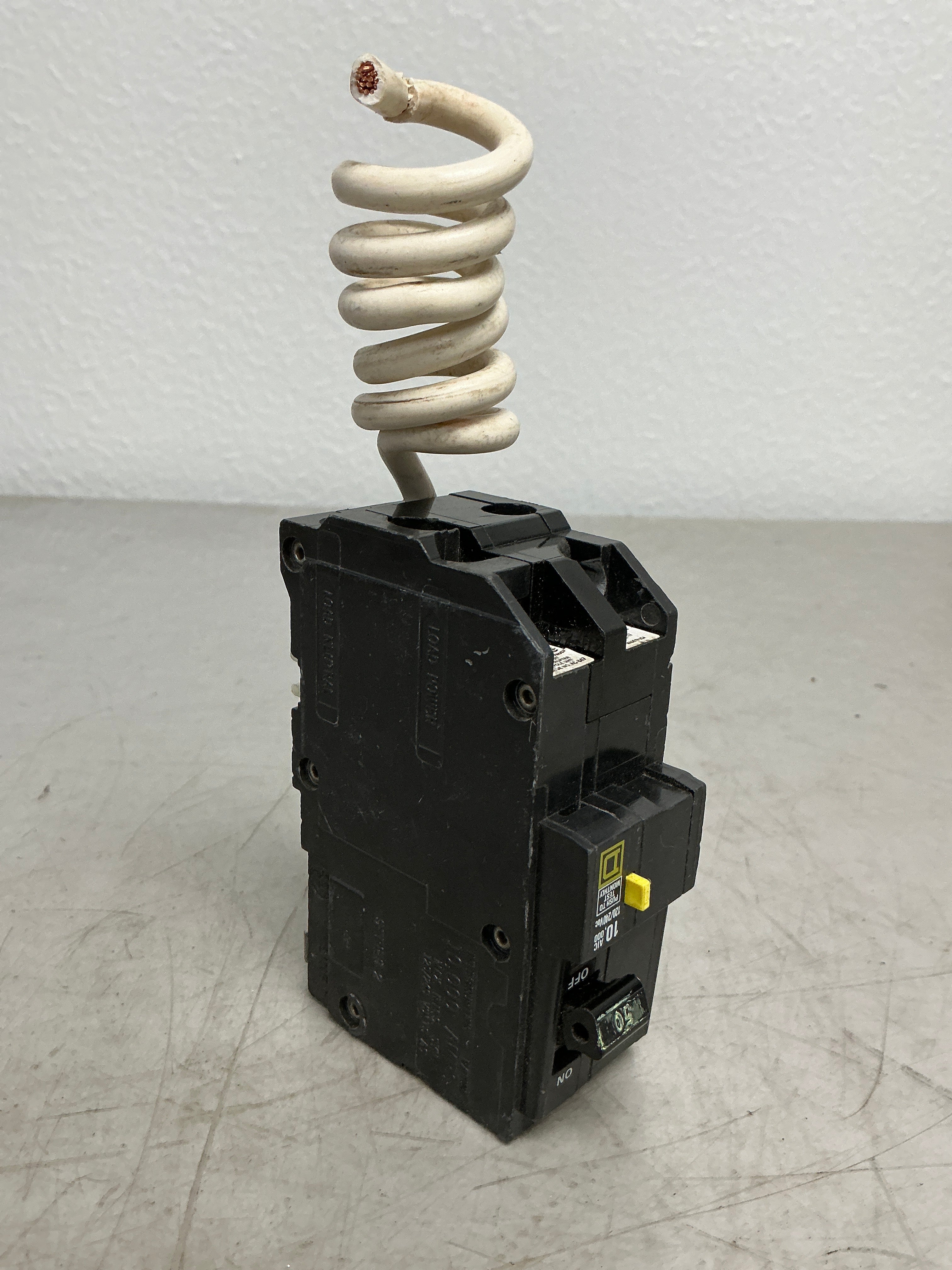 Used Square D QO250GFI 2 Pole, 50 Amps, 120/240 Volts Circuit Breaker