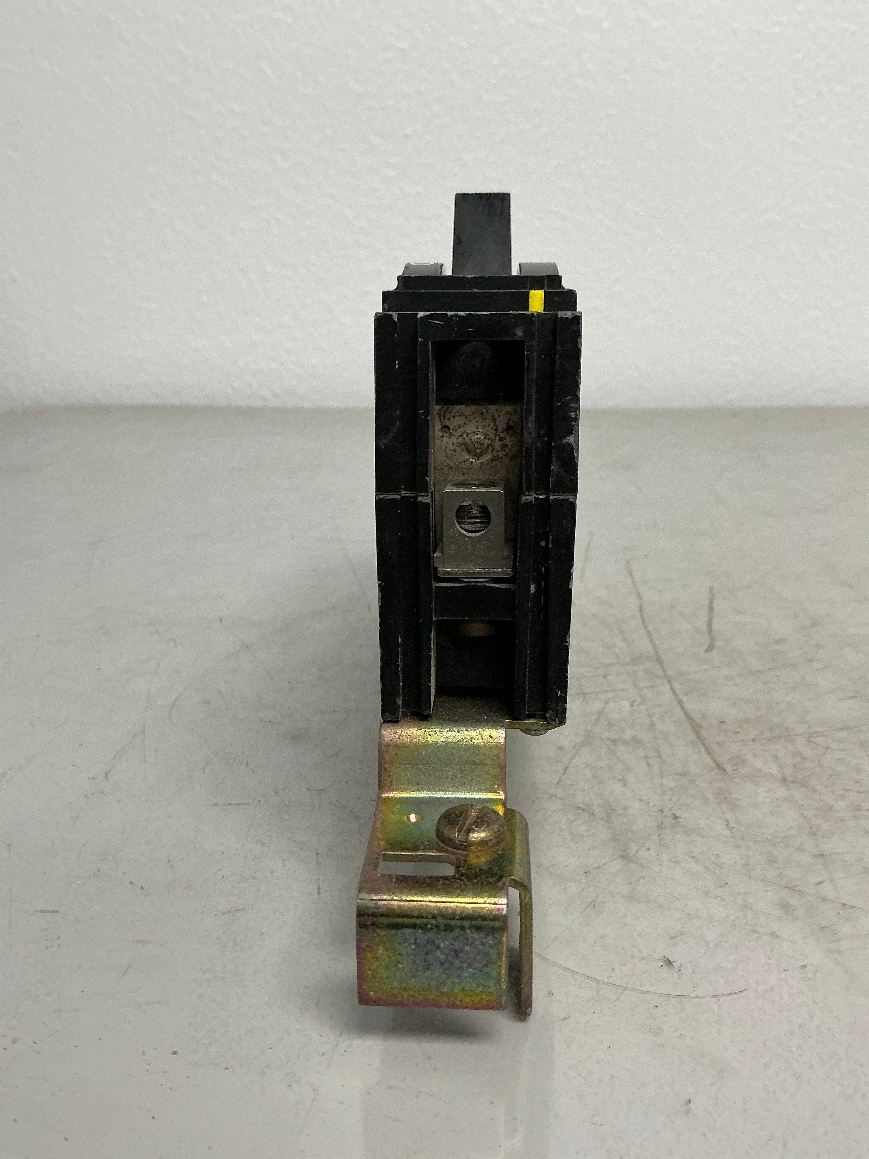 Used Square D FH16020C 1 Pole, 20 Amps