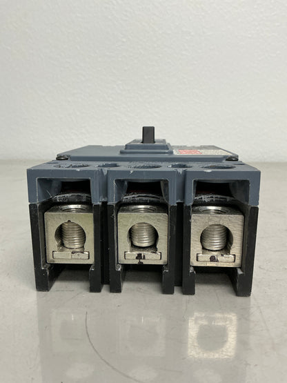 New Siemens QRH23B200 200 Amp 240 Volt 3 Pole Breaker