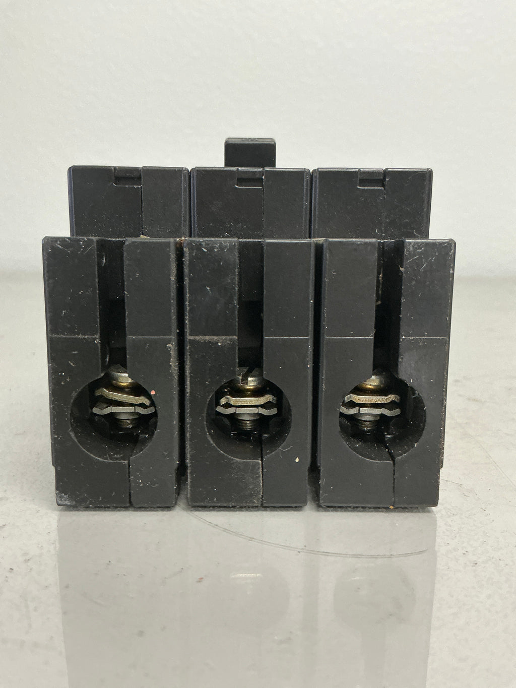 Used Square D EH34025 3 Pole, 25 Amps, 480 Volts