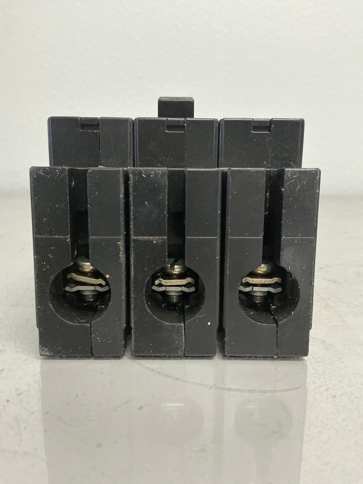 Used Square D EH34025 3 Pole, 25 Amps, 480 Volts