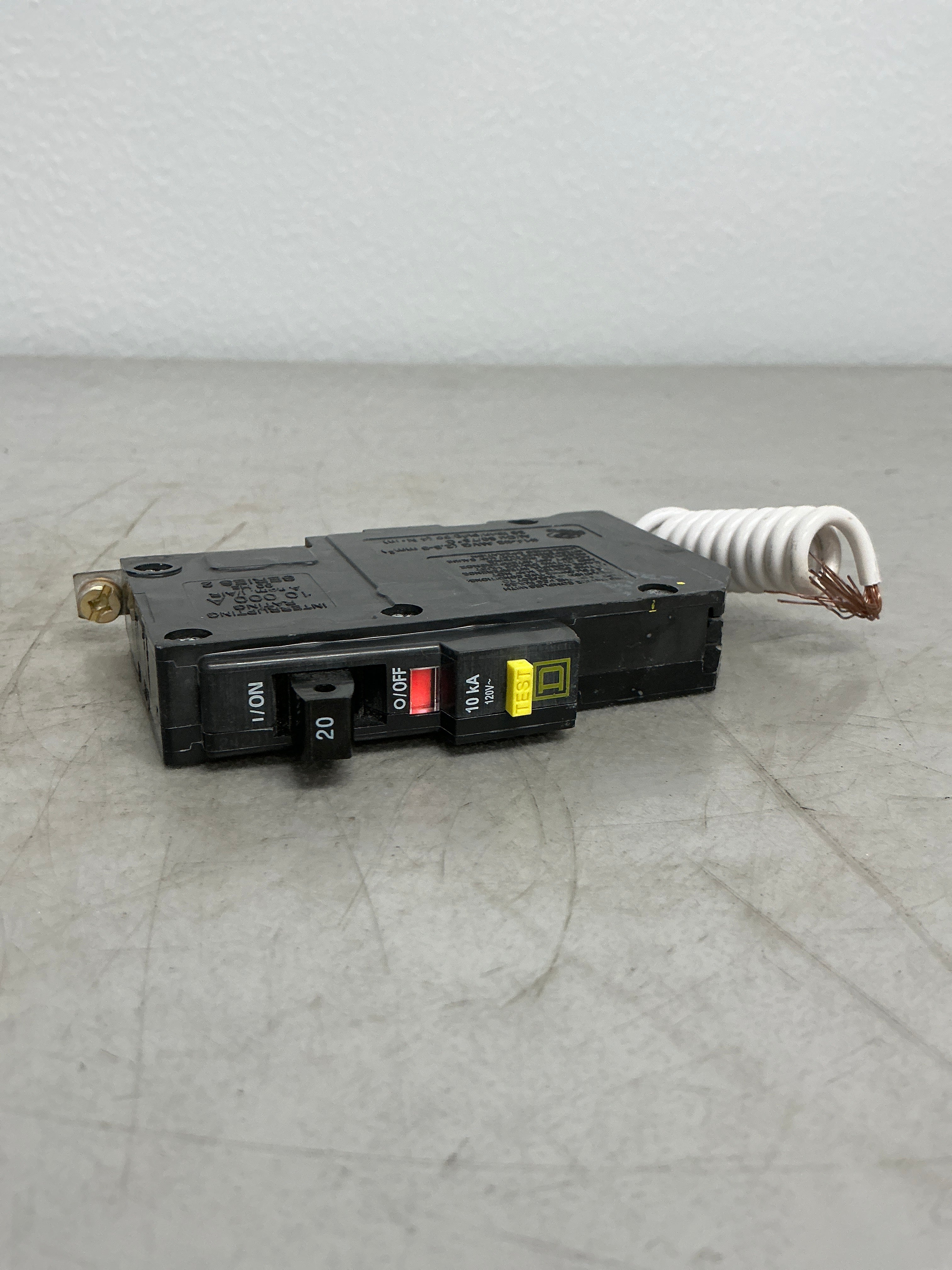 Used Square D QOB120GFI 1 Pole, 20 Amps, 120 Volts Circuit Breaker