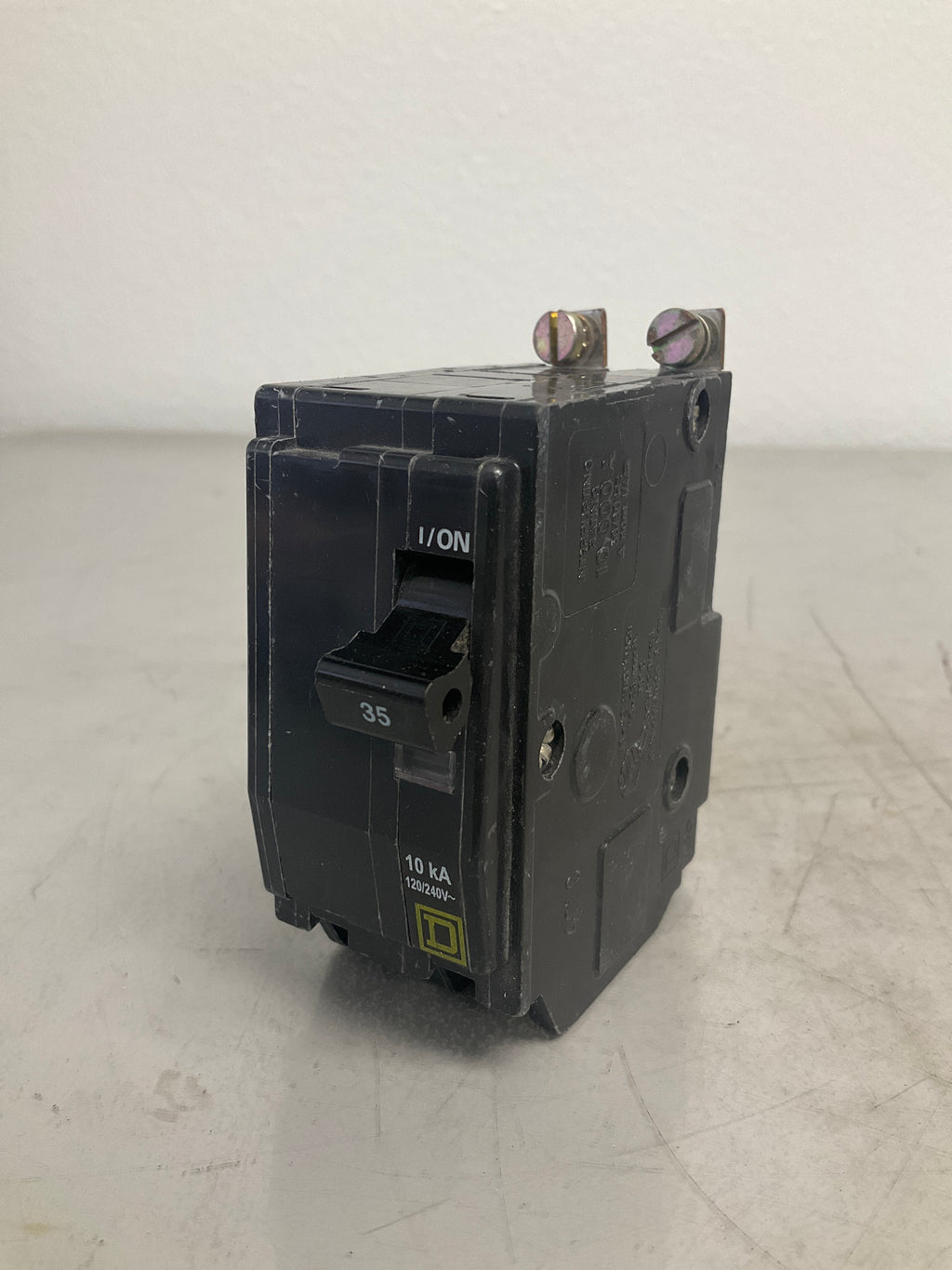Used Square D QOB235 2 Pole, 35 Amps, 240 Volts