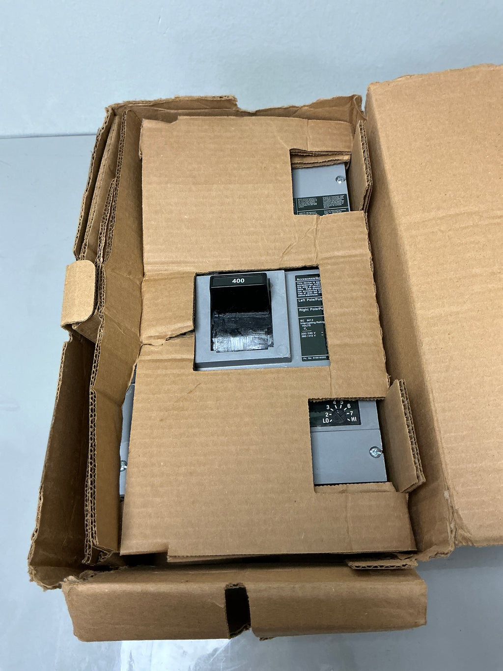 New Siemens HJXD63B400 3 Pole, 400 Amps, 600 Volts Circuit Breaker