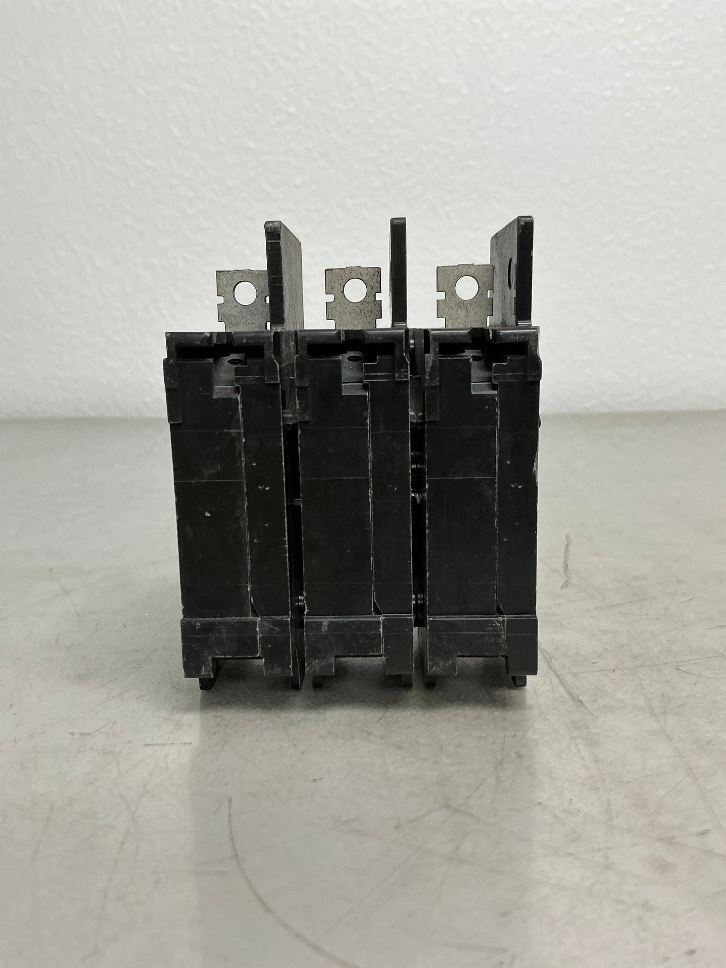 Used Siemens BQ3B025 3 Pole, 25 Amps, 240 Volts