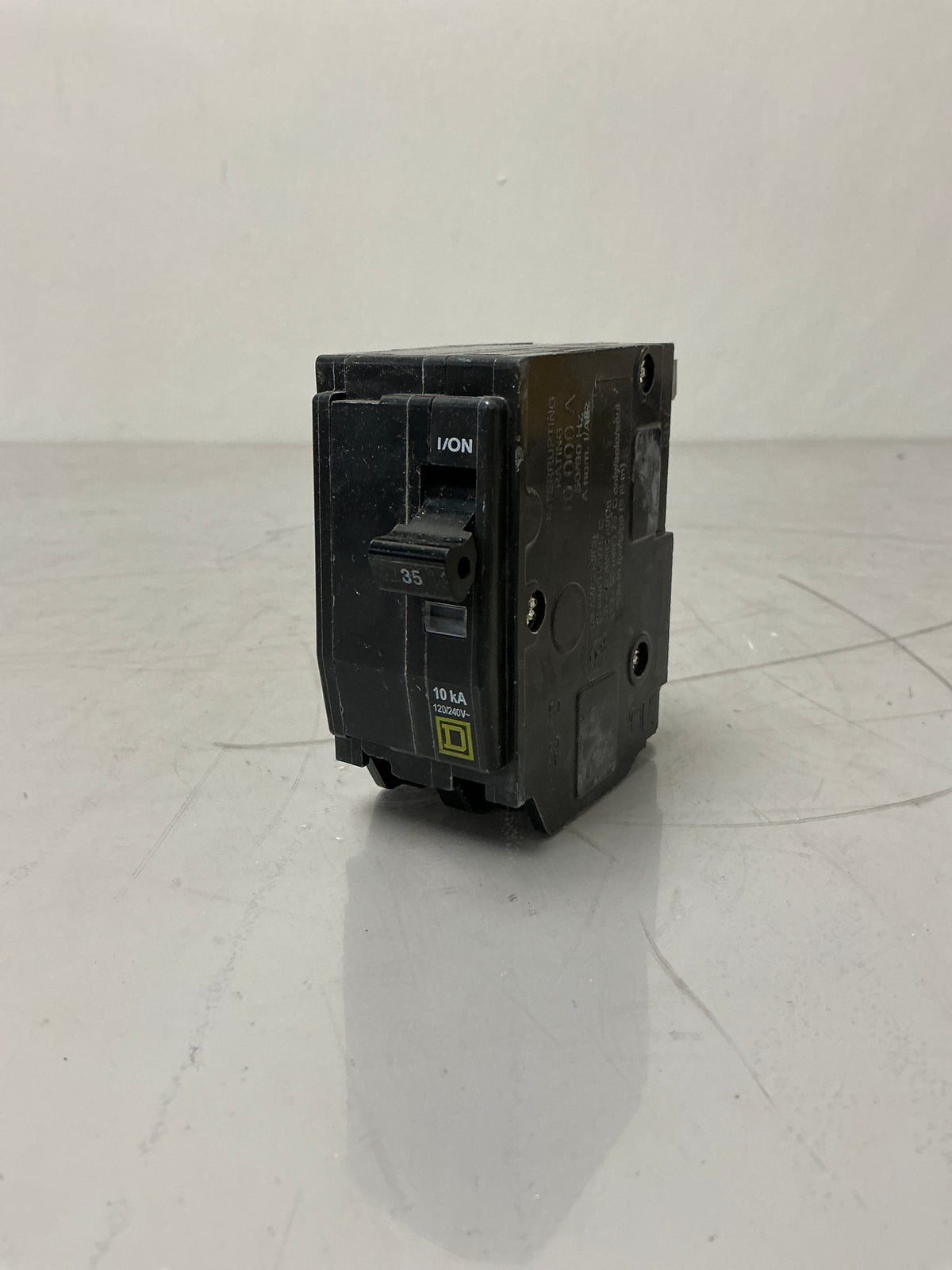 New Square D QO235 2 Pole, 35 Amps, 240 Volts, Circuit Breaker