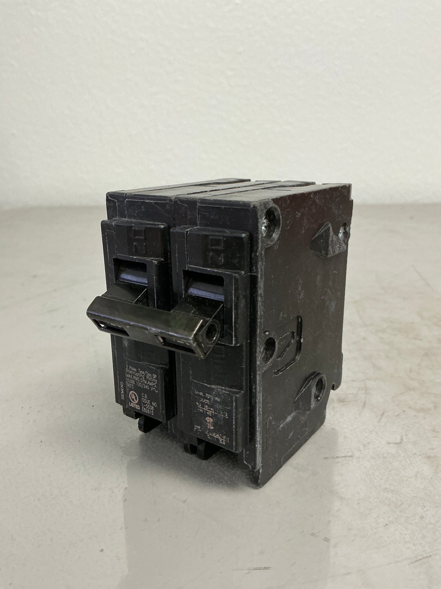 Used Siemens Q2125 2 Pole, 125 Amps, 240 Volts