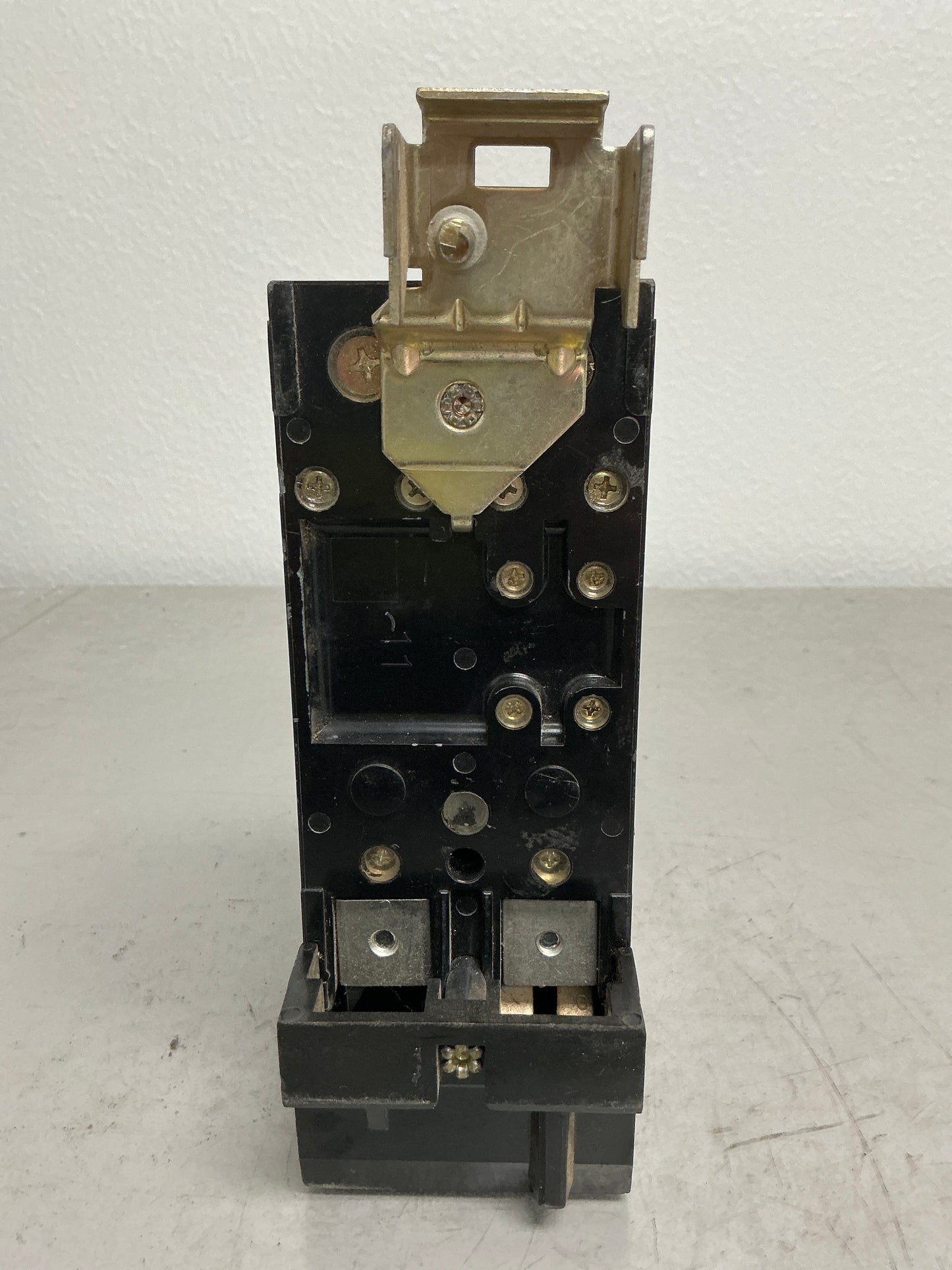 *CHIPPED* Used Square D QBA222002 2 Pole, 200 Amps, 240 Volt