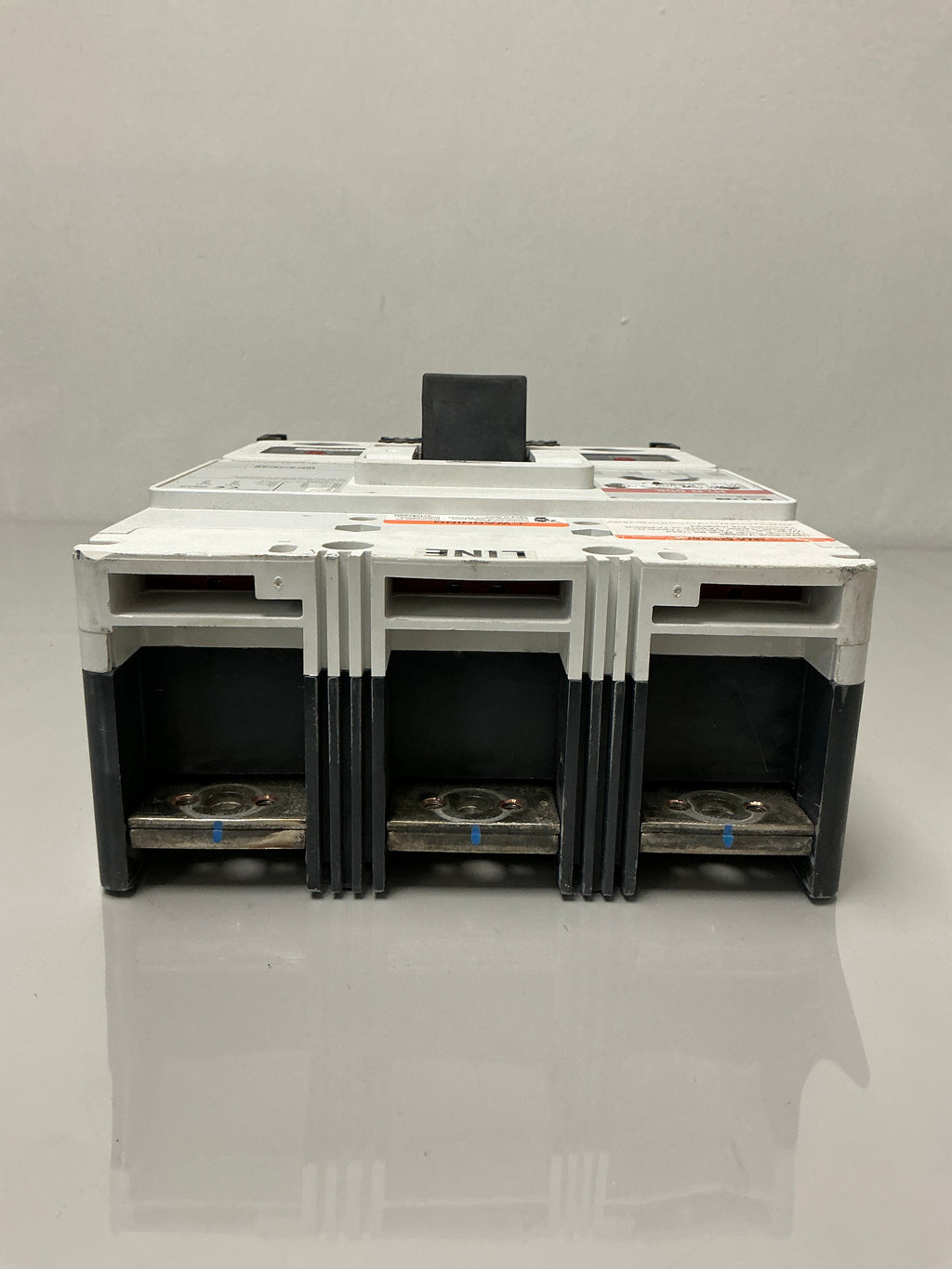 Used Eaton HLD3600F 3 Pole, 600 Amps, 600 Volts Circuit Breaker