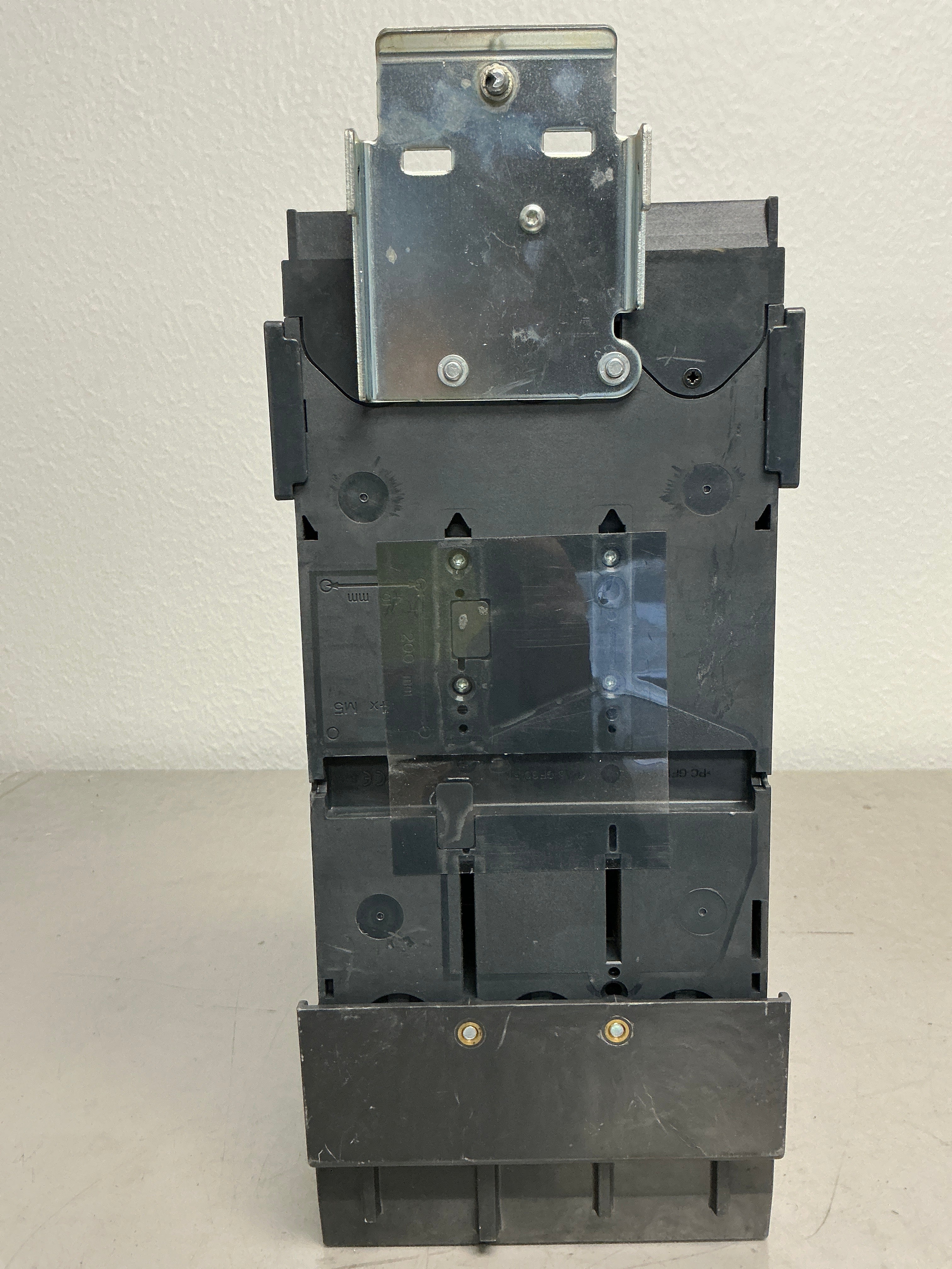 Used Square D LGA36400U31X 3 Pole, 400 Amps, 600 Volts