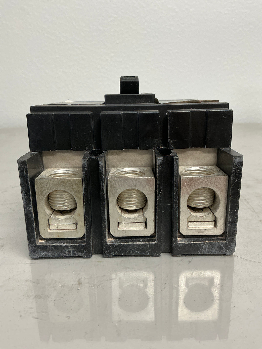 Used Square D QBL32225 3 Pole, 225 Amps, 240 Volts