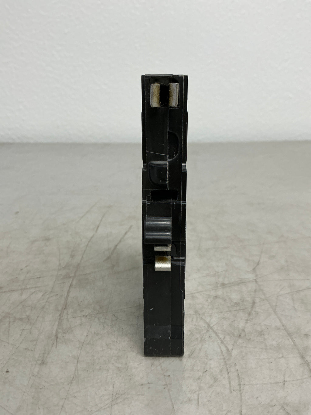 Used Square D QO120PDF 1 Pole, 20 Amps, 120 Volts Circuit Breaker