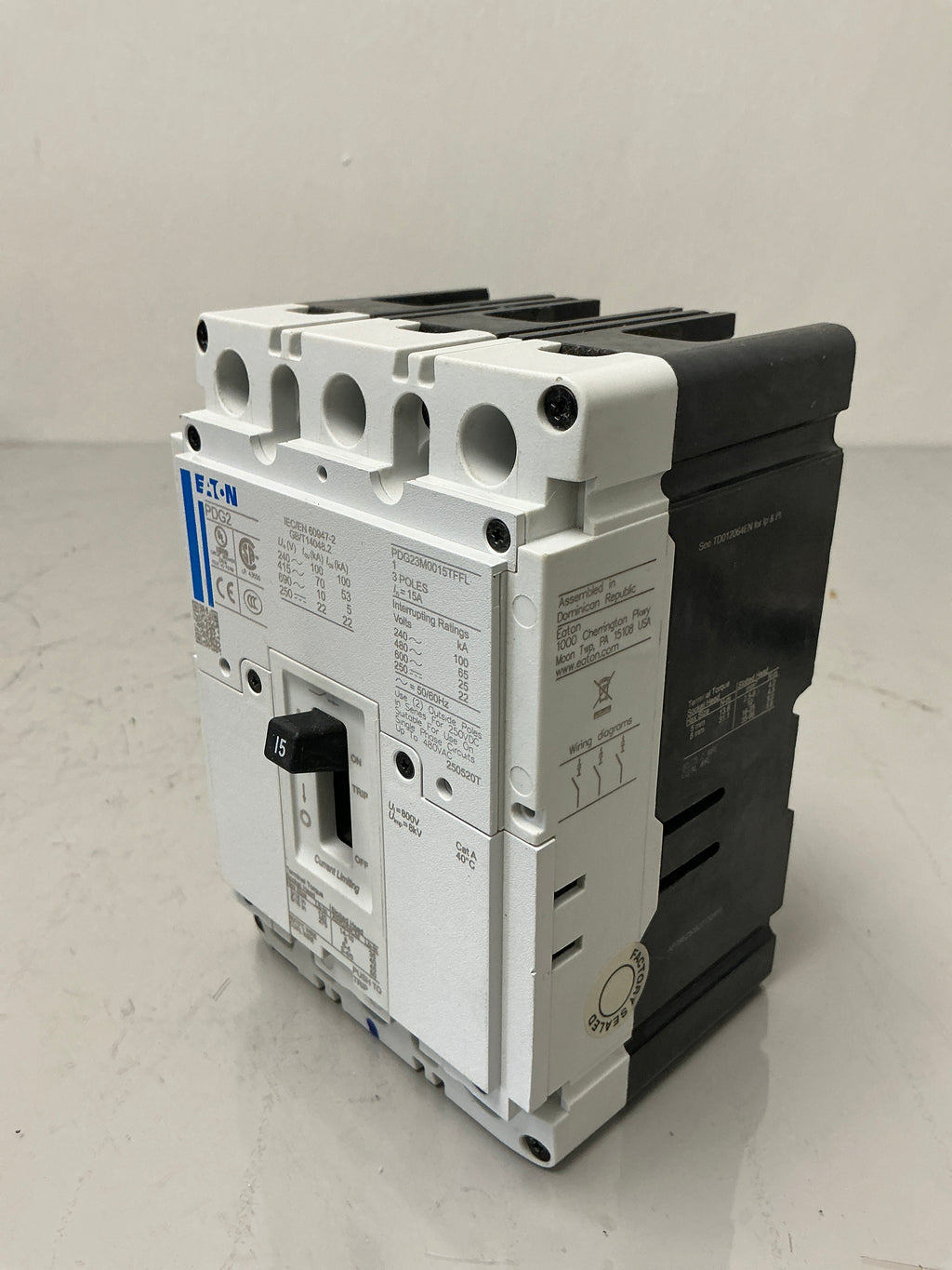 New Eaton PDG23M0015TFFL 3 Pole, 15 Amps, Circuit Breaker