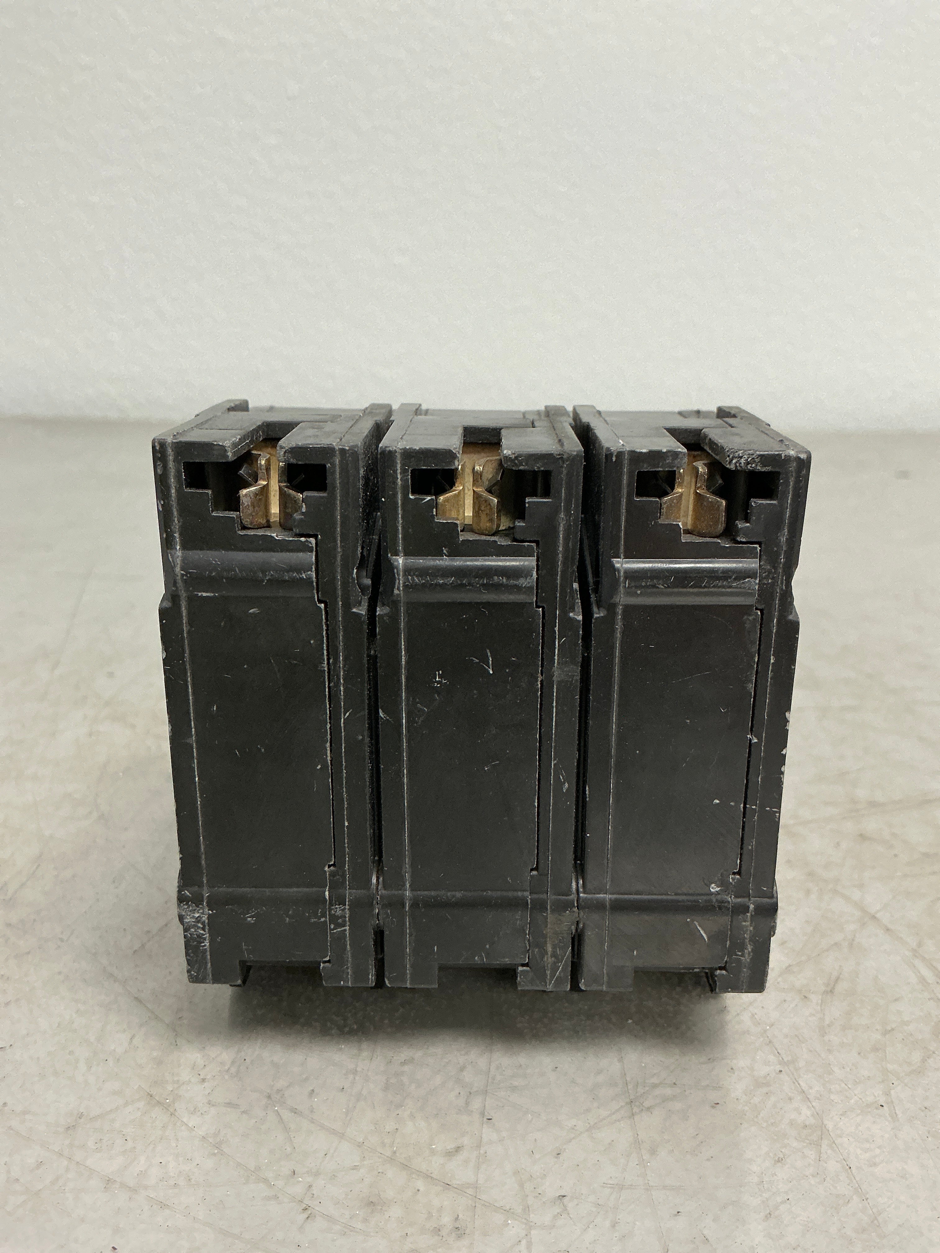 Used THQL32100 3 Pole, 100 Amps, 240 Volts