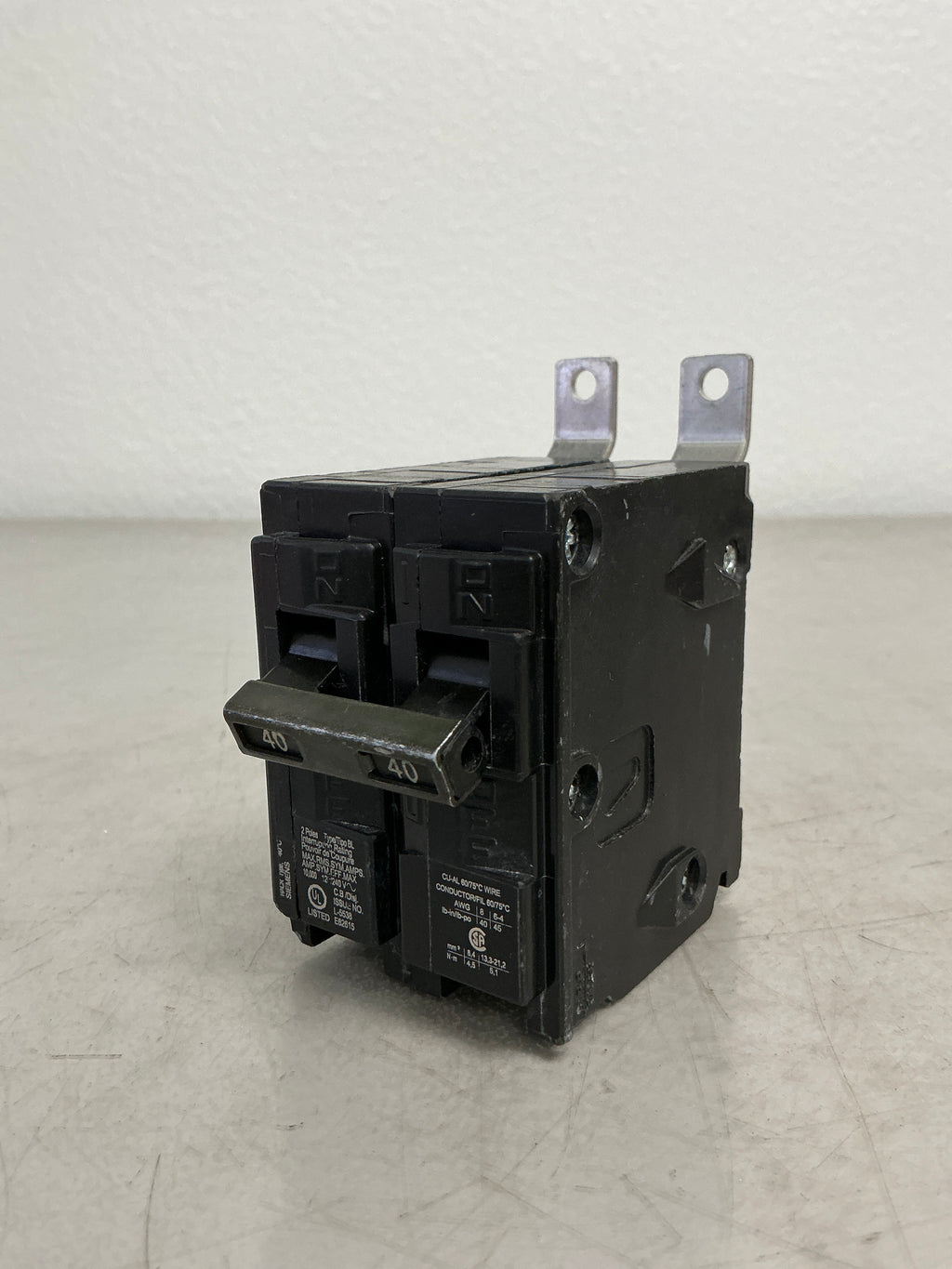New Siemens B240 2 Pole, 40 Amps, 240 Volts