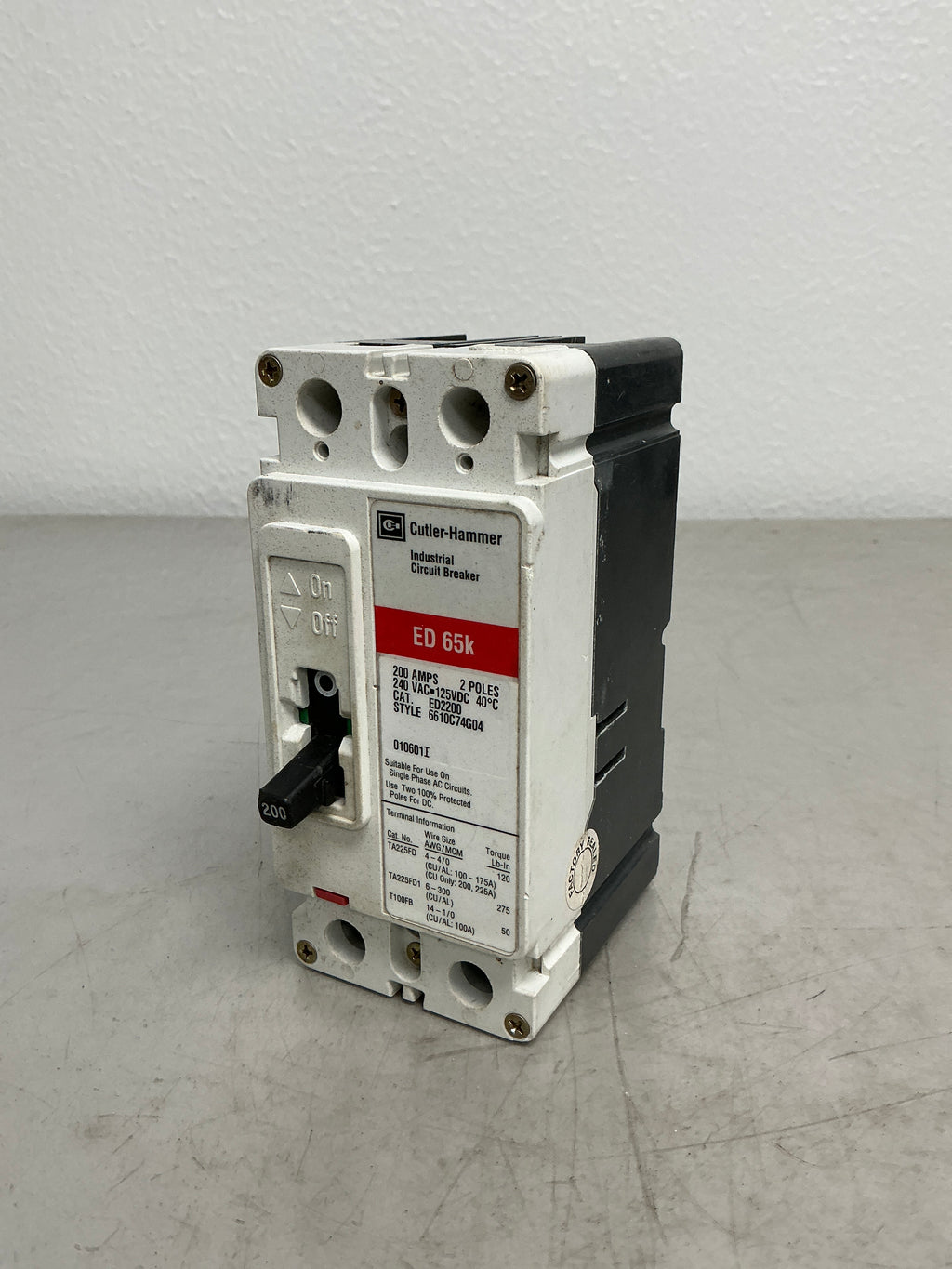Used ED2200 2 Pole, 200 Amps, 240 Volts
