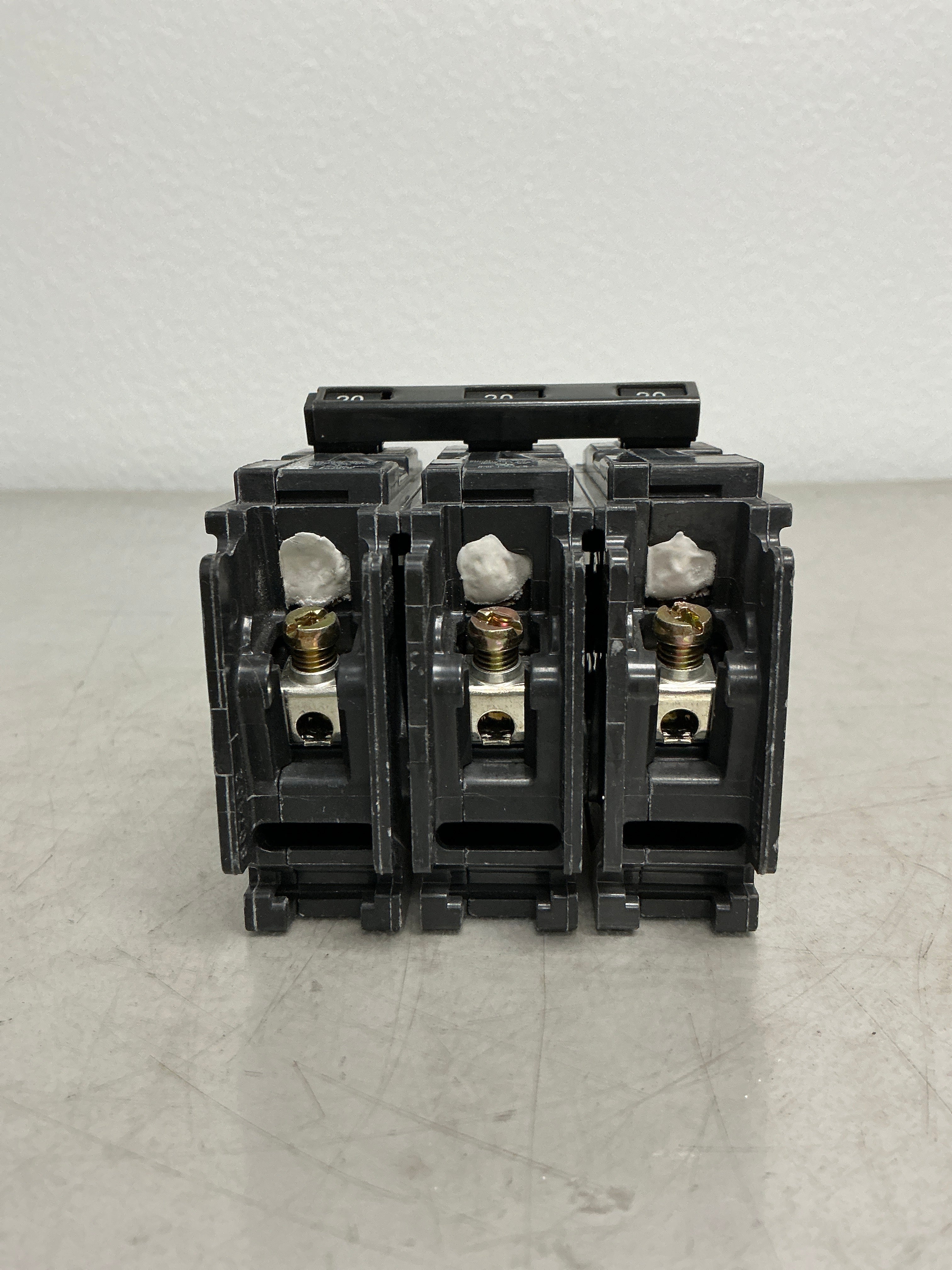 Used Siemens BQ3B020 3 Pole, 20 Amps, 240 Volts