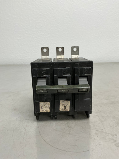 *CHIPPED* Used Siemens B315HH 3 Pole, 15 Amps, 240 Volts