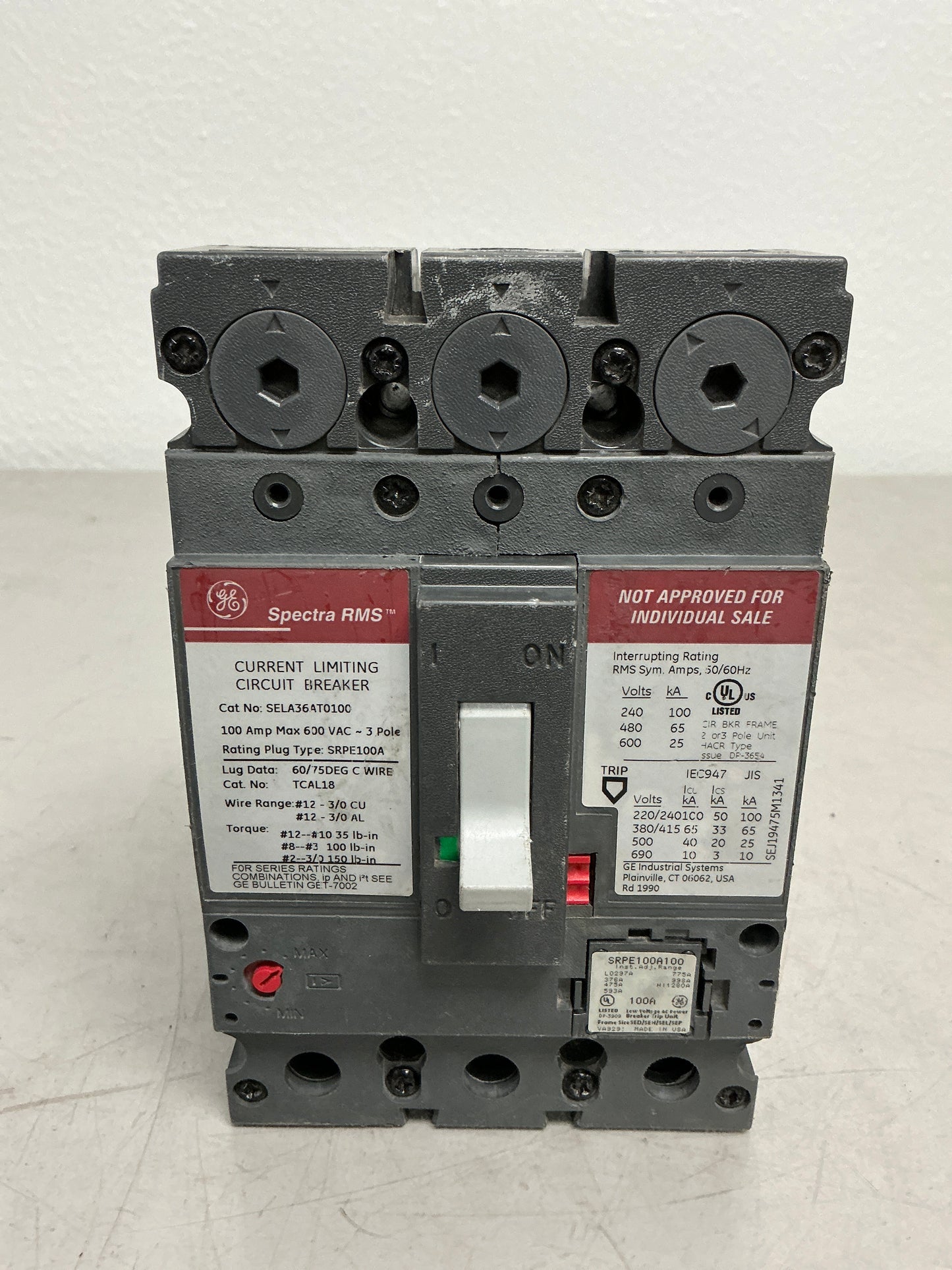 New SELA36AT0100 3 Pole, 100 Amps, 600 Volts