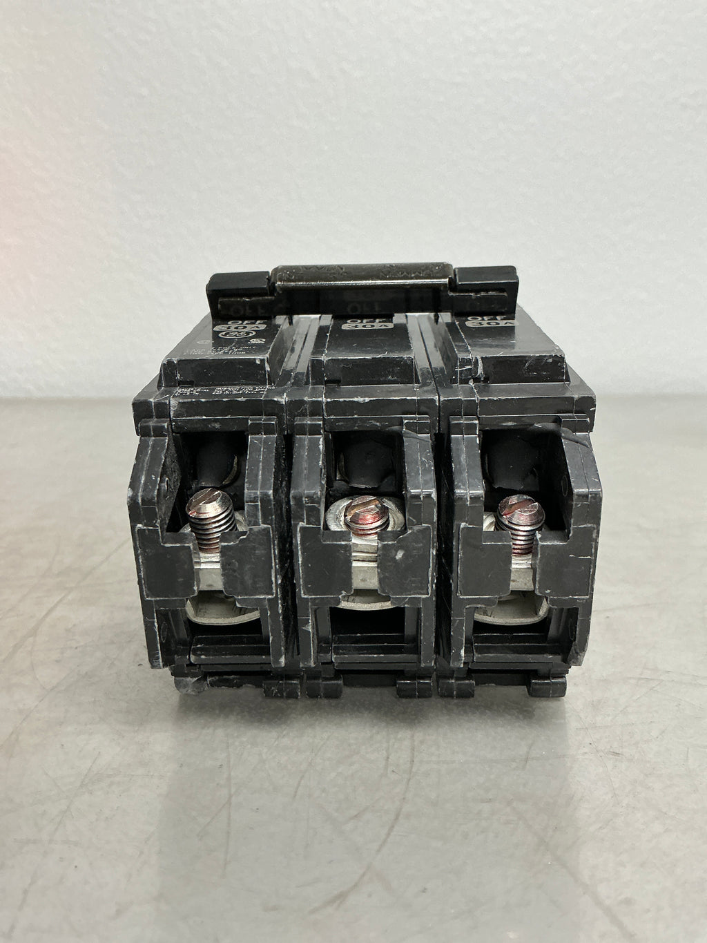 Used THQB32030 3 Pole, 30 Amps, 240 Volts