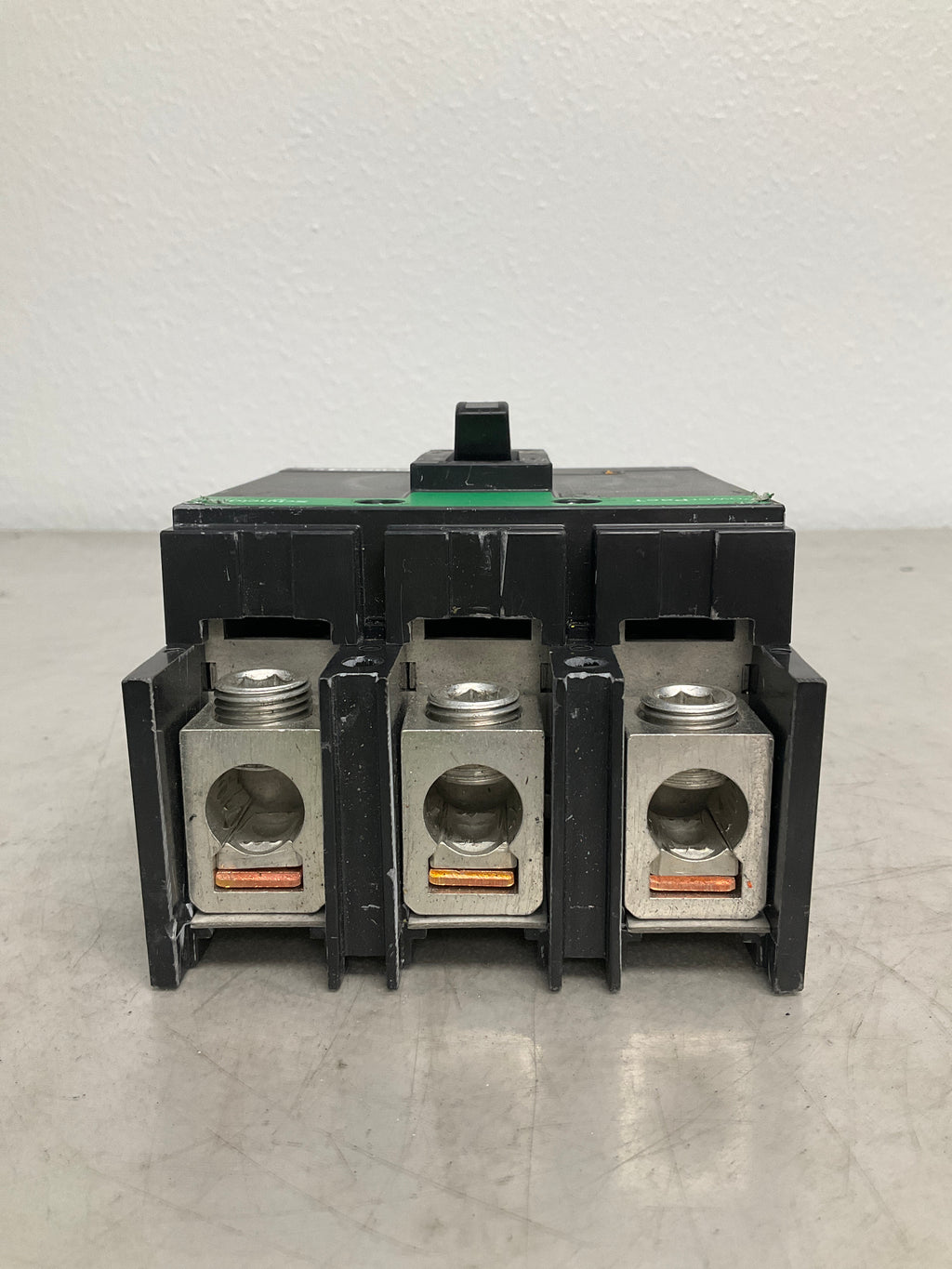 Used Square D QDL32200RP 3 Pole, 200 Amps, 240 Volts