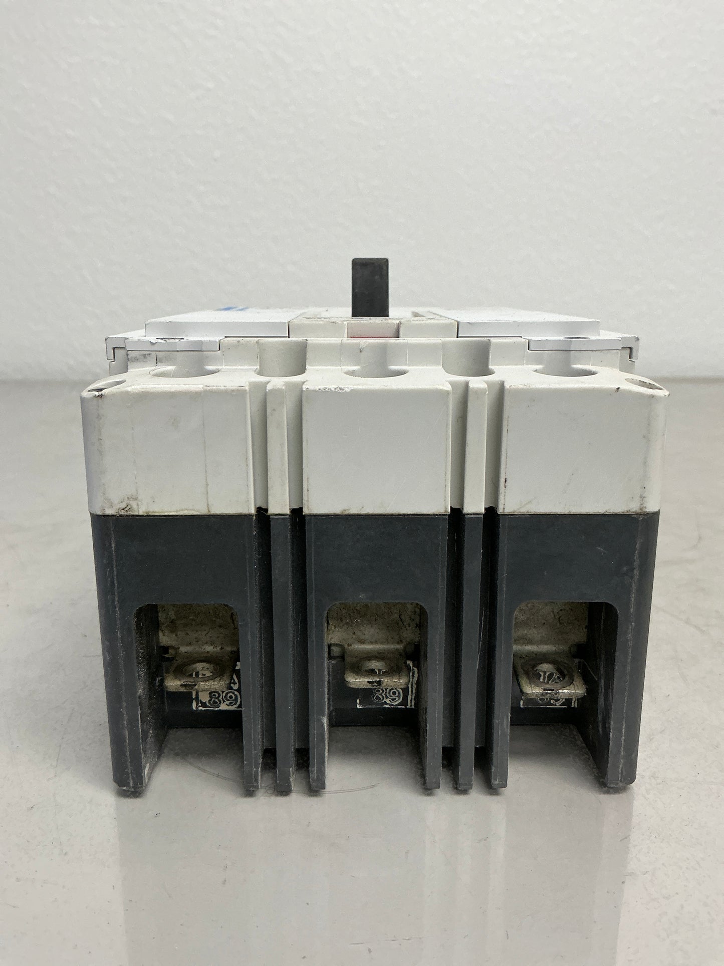 New Eaton PDD23G0200TFFL 3 Poles, 200 Amps