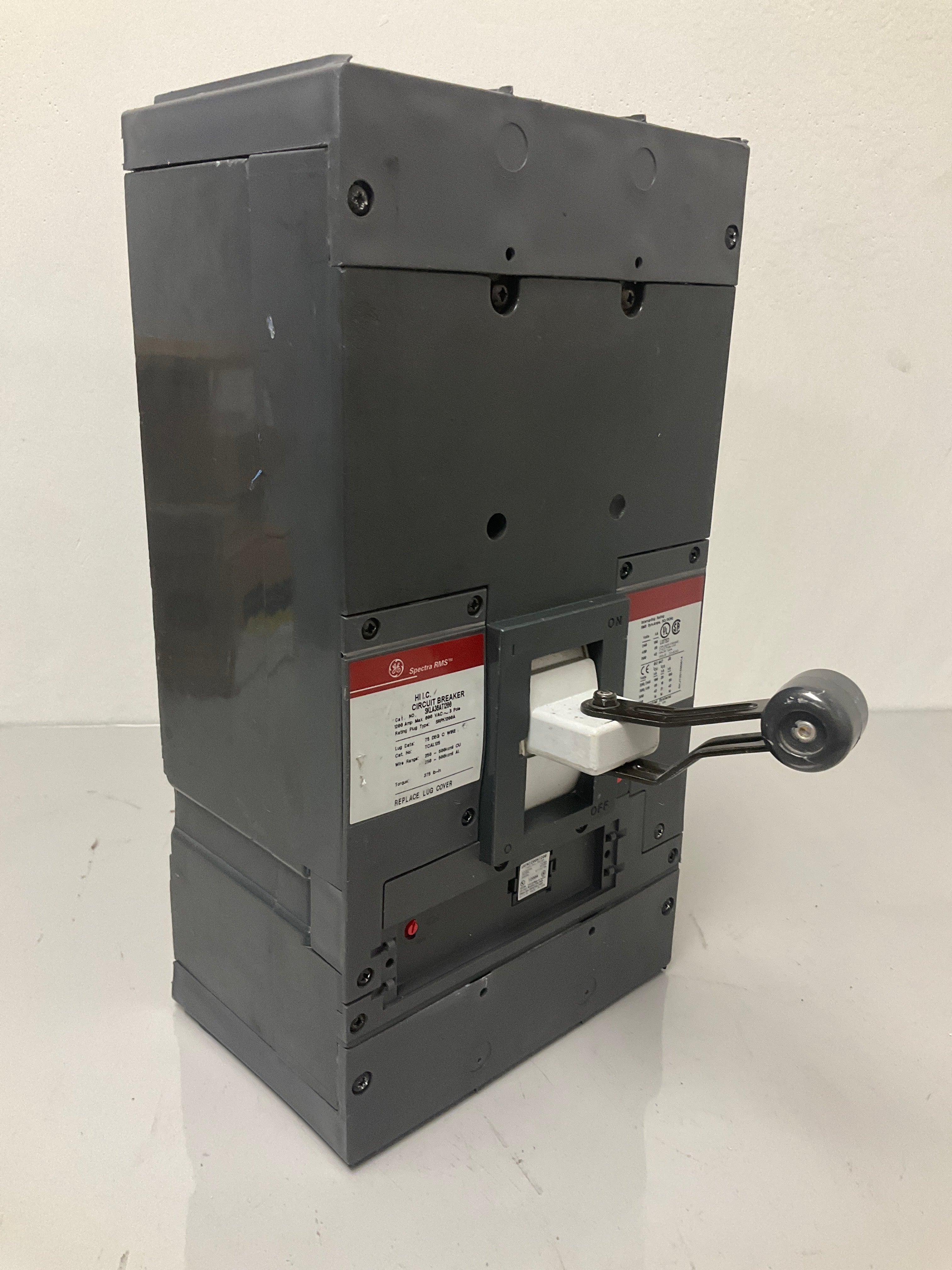 New SKLA36AT1200 3 Pole, 1200 Amps, 600 Volts Circuit Breaker