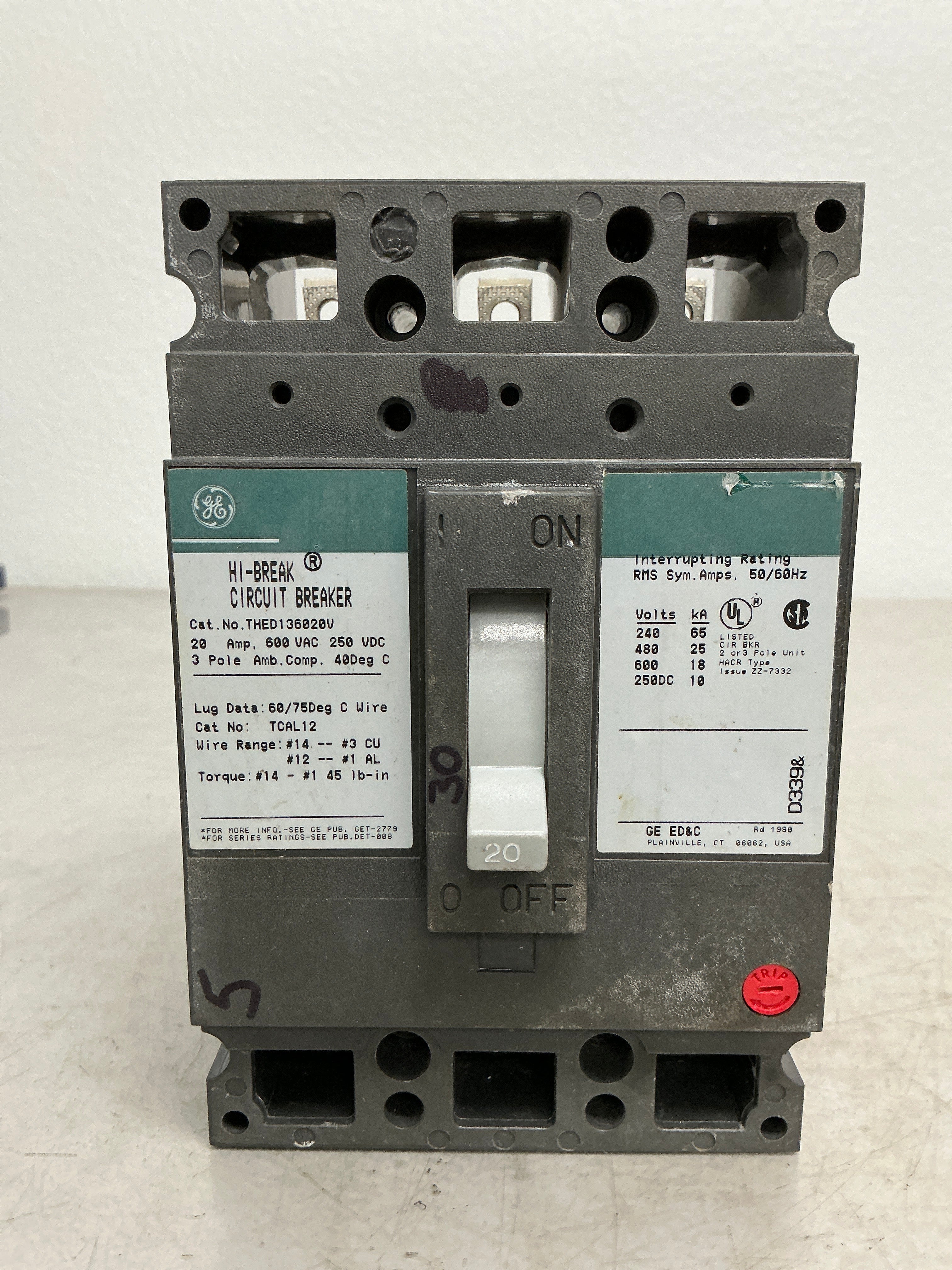Used THED136020V 3 Pole, 20 Amps, 600 Volts Circuit Breaker