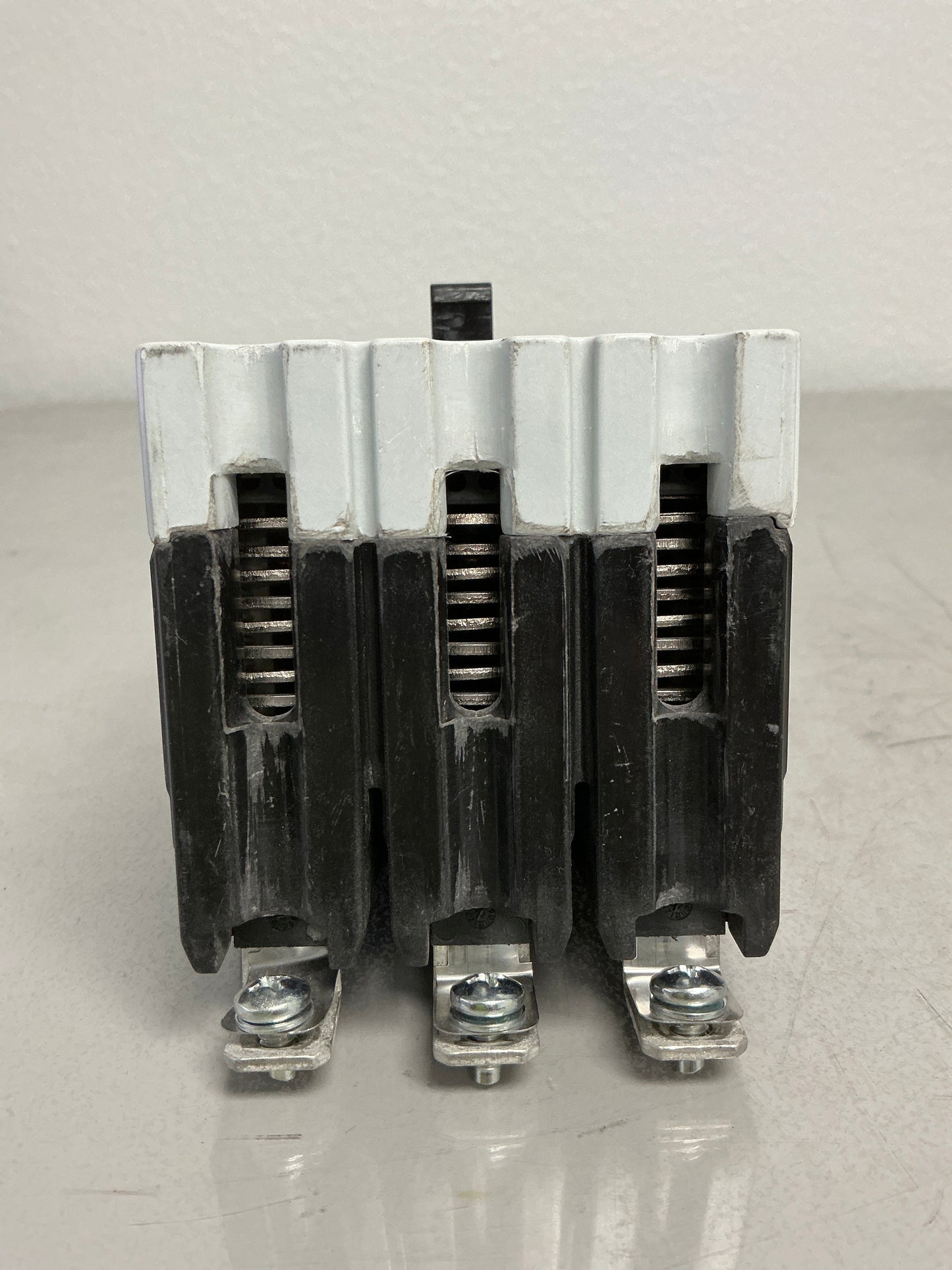 Used ABB TEYL3040B 3 Pole, 40 Amps