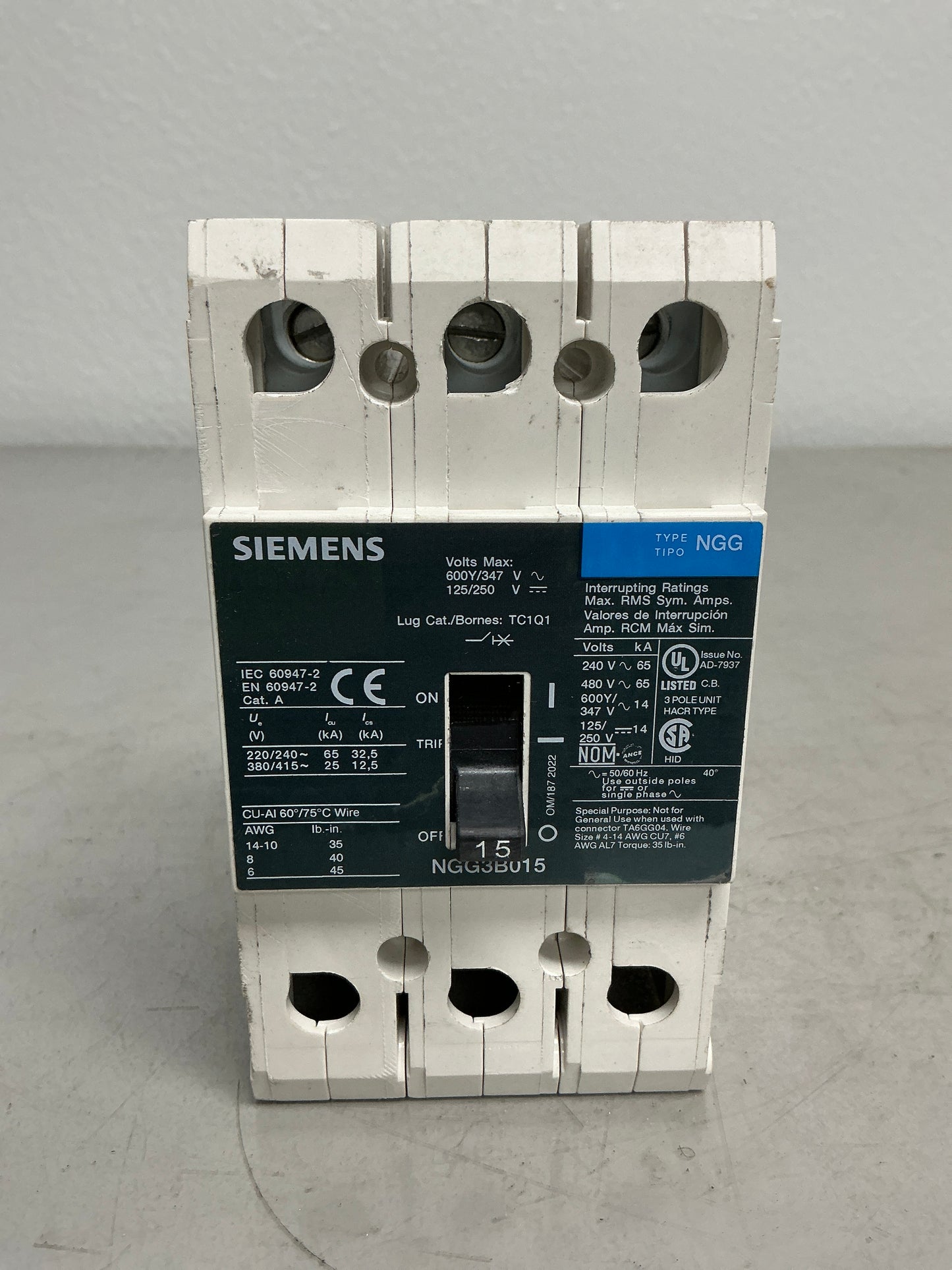 New Siemens NGG3B015 15 Amps