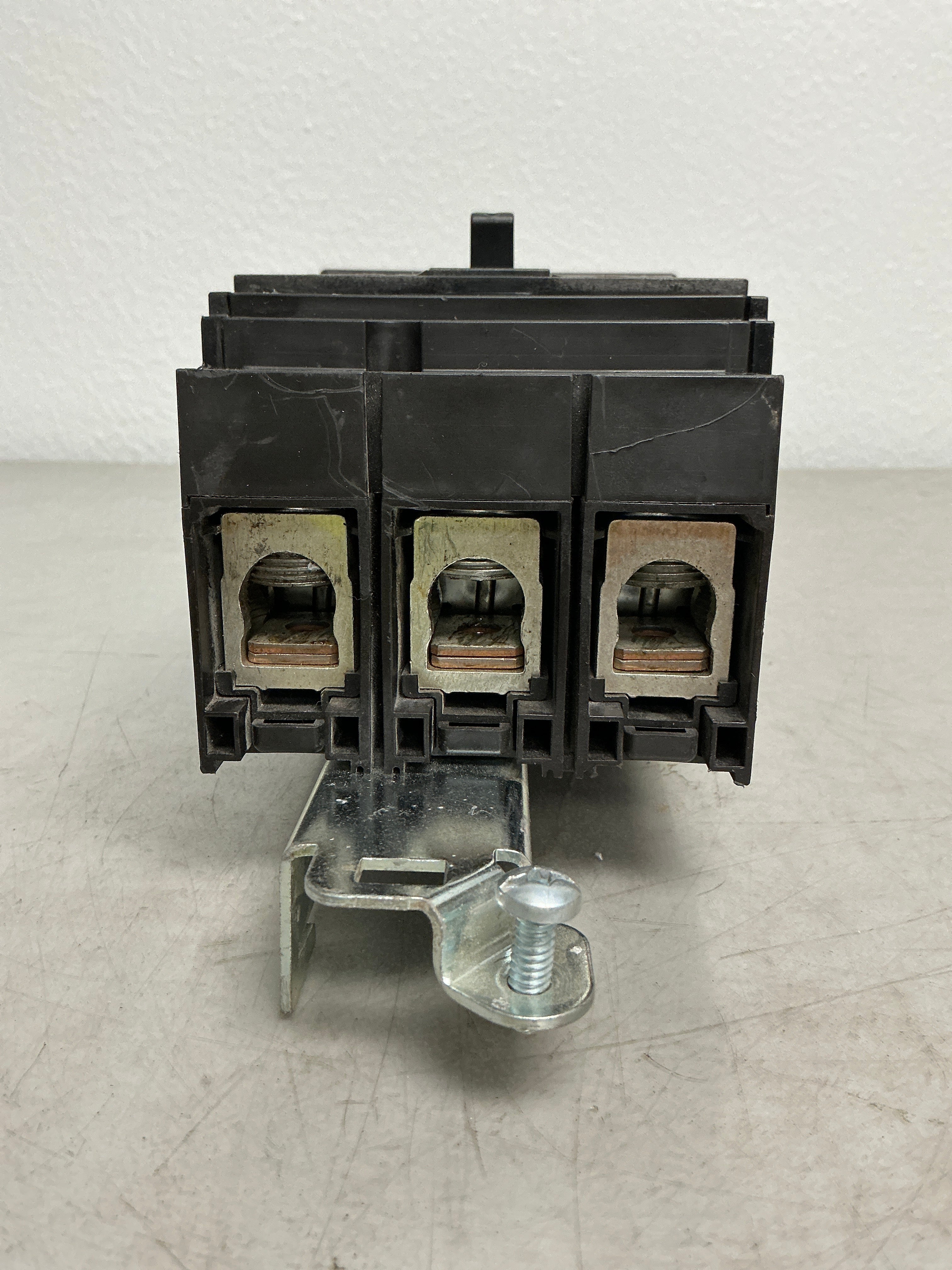 Used Squares D JDA36225 3 Pole, 225 Amps, 600 Volts