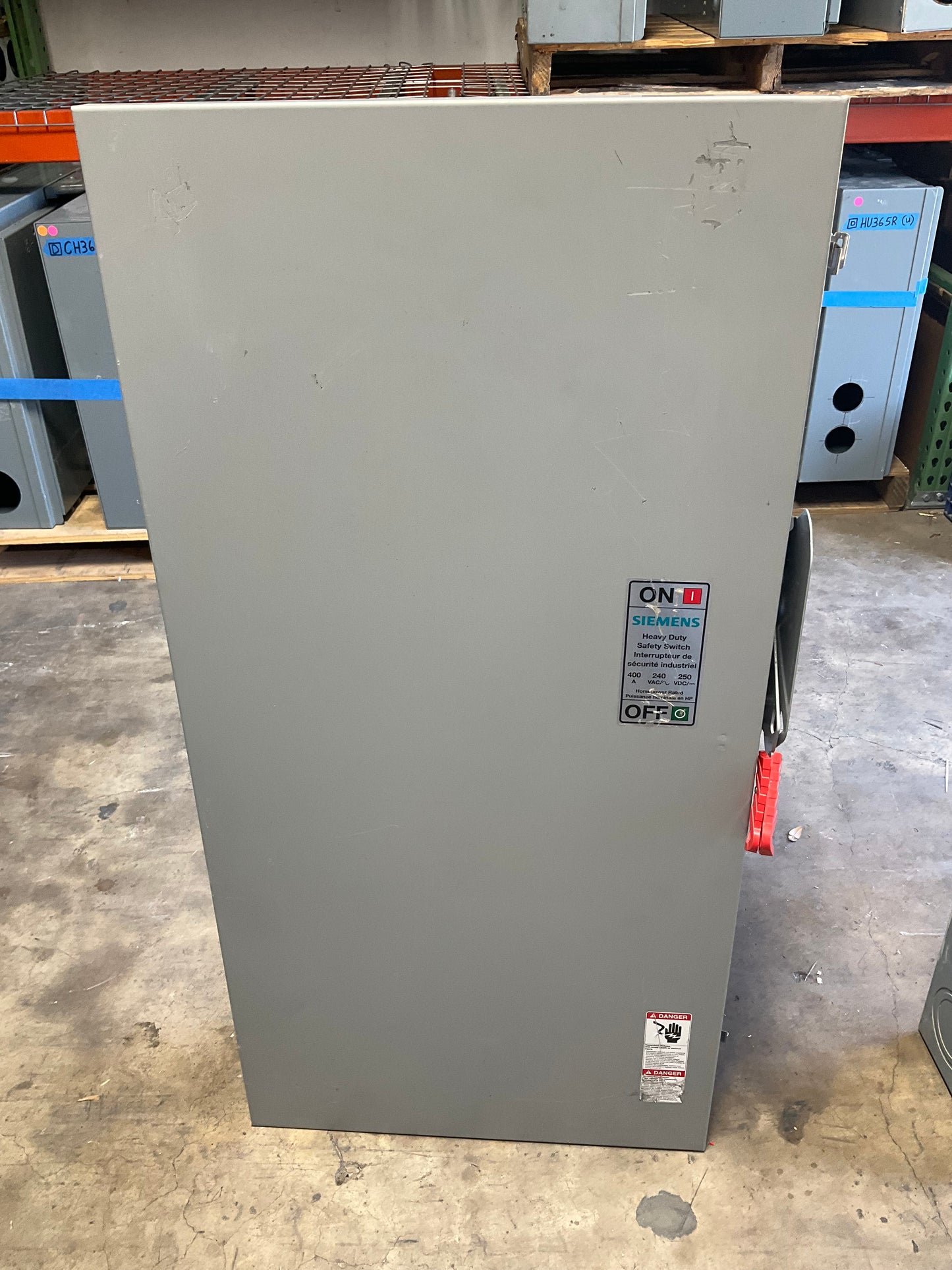Used Siemens HF325NRA Disconnect 400 Amp 240 Volt Outdoor 3R Fusible