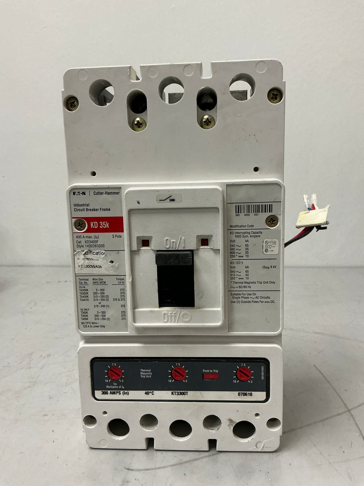 Used Eaton KD3300 3 Pole, 300 Amps, 600 Volts Circuit Breaker