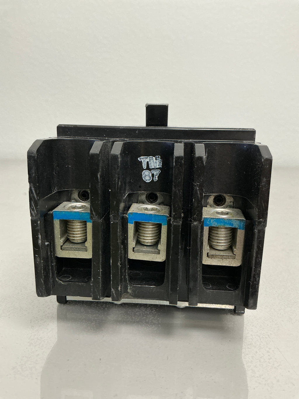 Used GHB3035 3 Pole, 35 Amps, 480 Volts