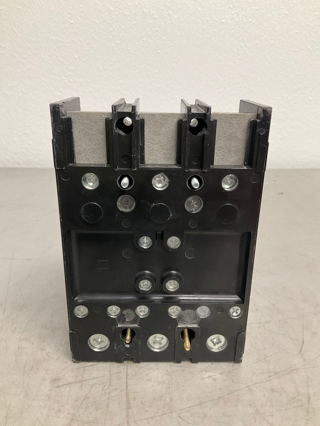 Used Square D QDL32200RP 3 Pole, 200 Amps, 240 Volts