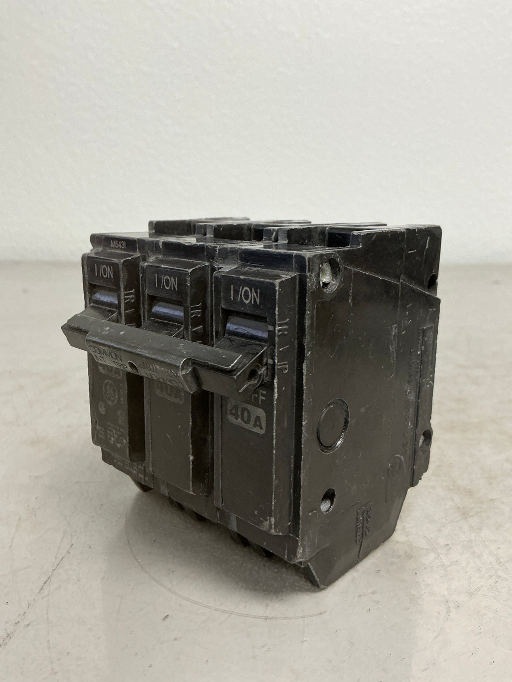 Used THQL32040 3 Pole, 40 Amps, 240 Volts