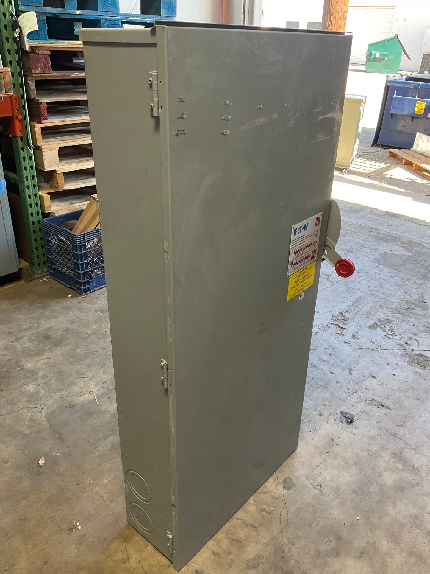 New Eaton DH366URK Disconnect 600 Amp 600 Volt Non Fusbile Outdoor