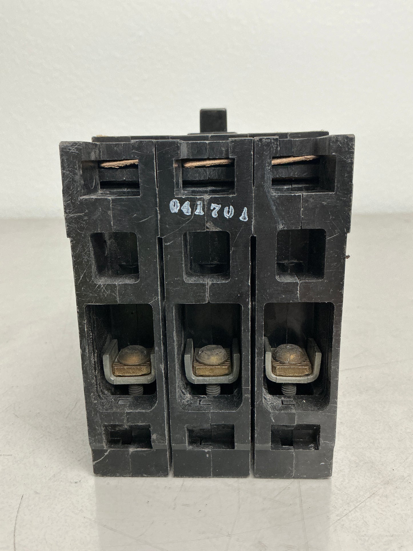 Used Siemens HED43B020 3 Pole, 20 Amps, 480 Volts