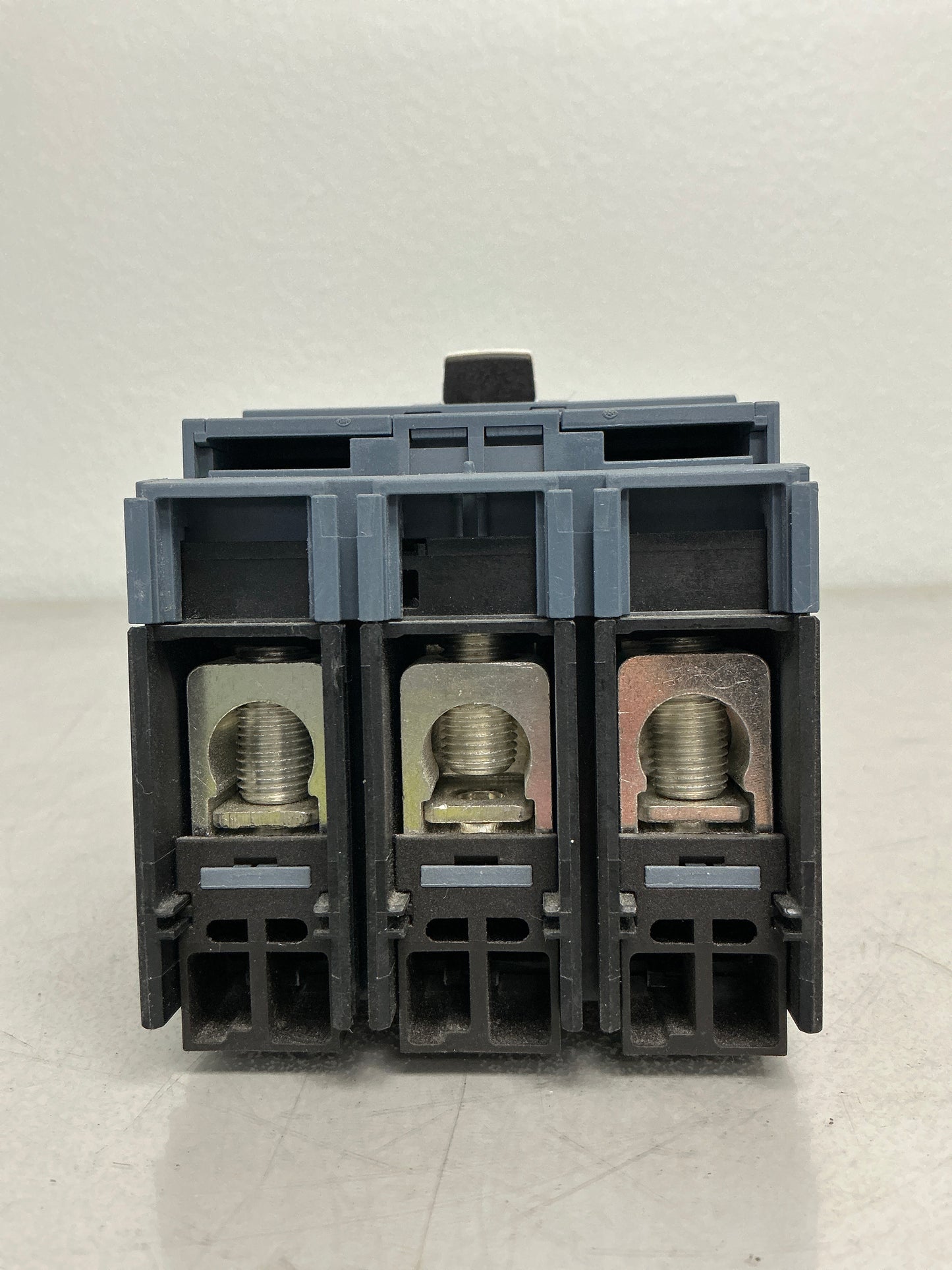 Used Siemens 3VA4150-4ED34-0AA0 50 Amps, 600 Volts, 3 Pole Circuit Breaker