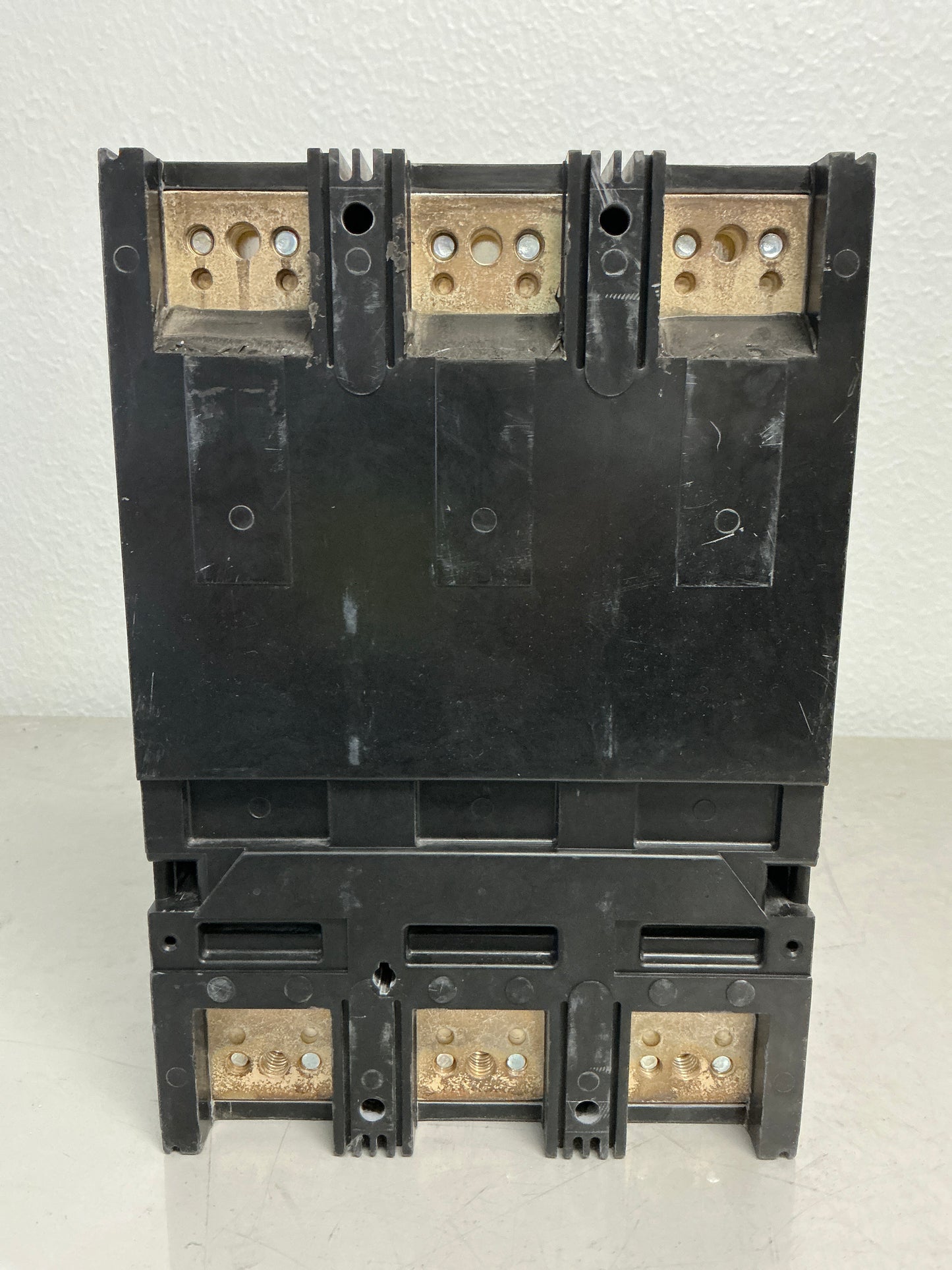 Used Siemens HJXD63B400 3 Pole, 400 Amps, 600 Volts