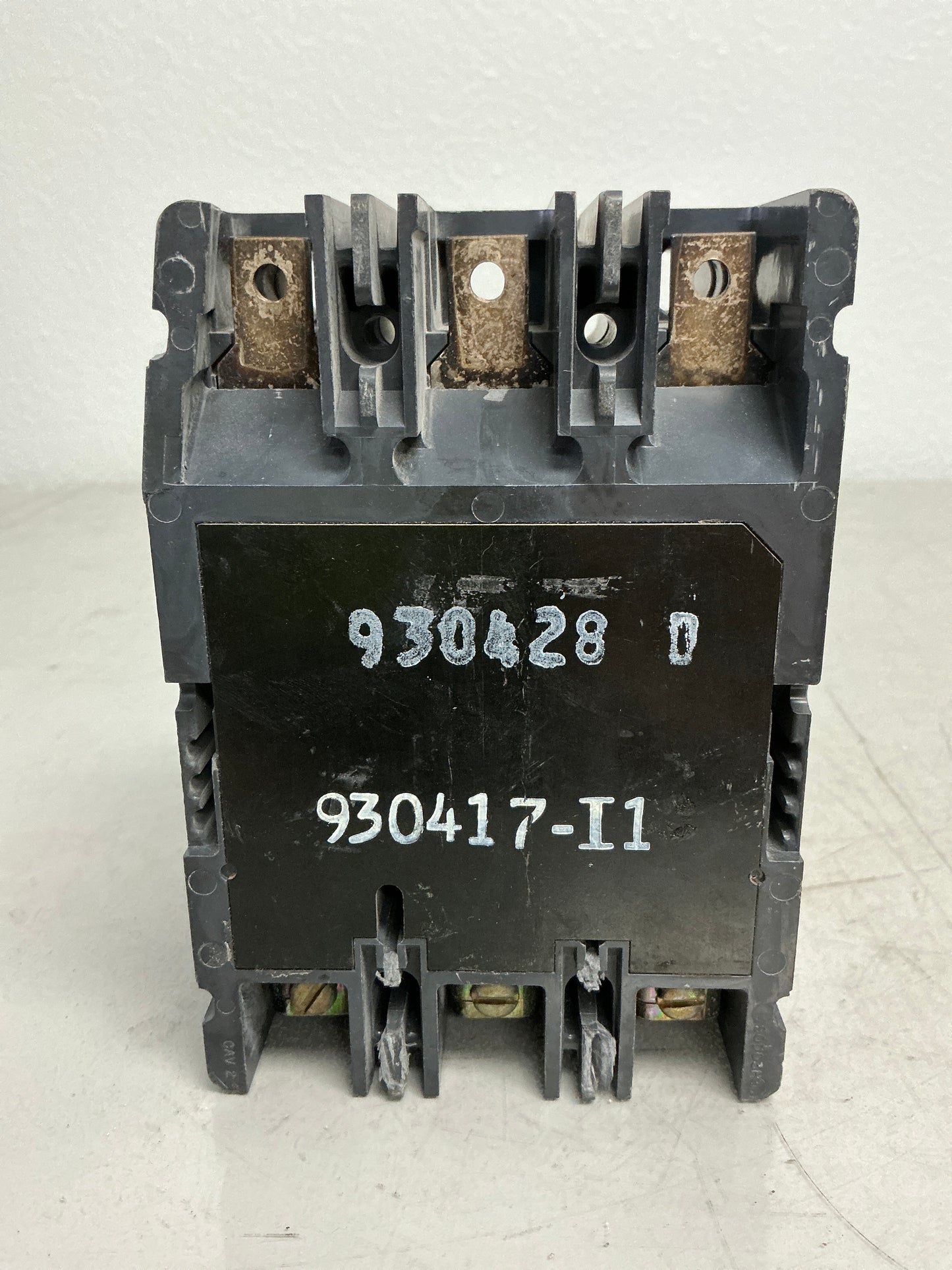 *CHIPPED* Used FDC3070 3 Poles, 70 Amps, 600 Volts